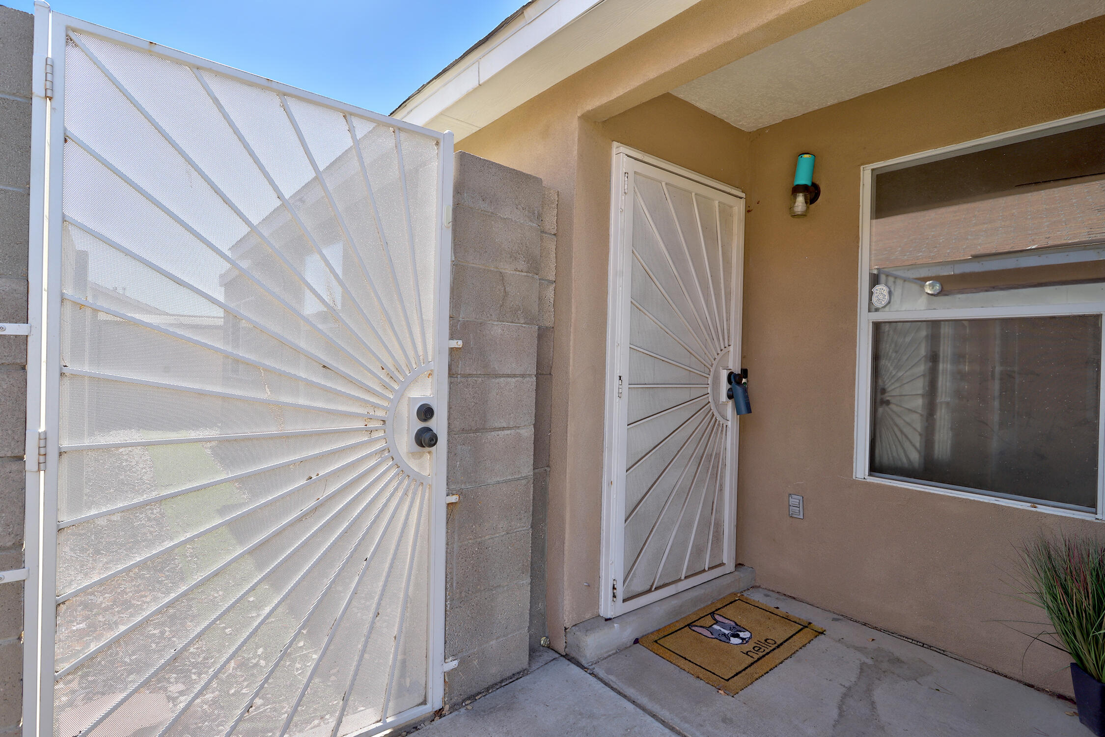 2216 Desert Wood Drive SW