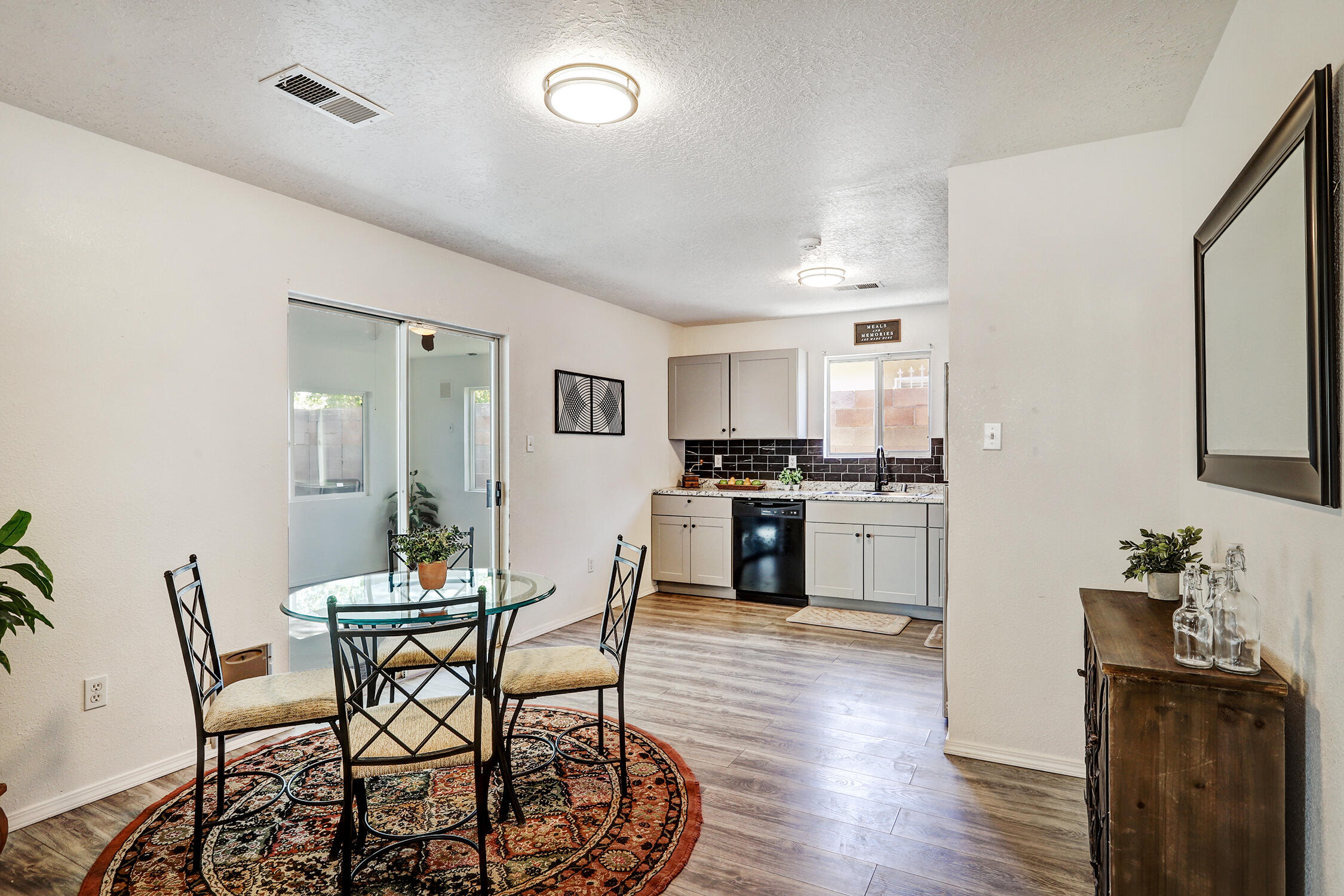 2216 Desert Wood Drive SW