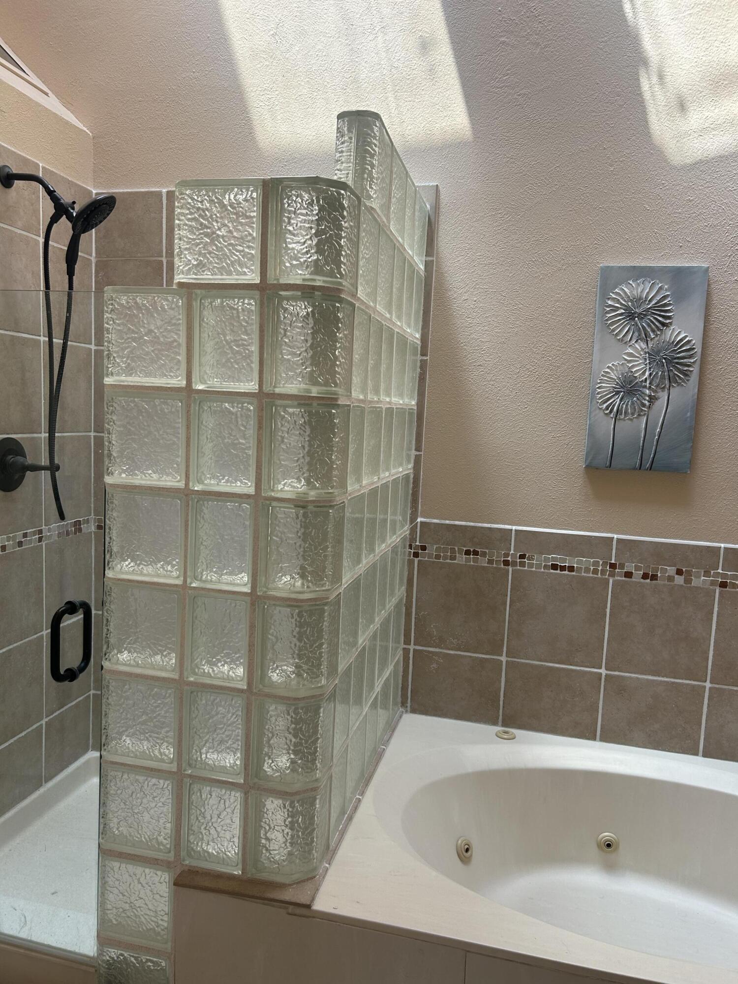 10816 Academy Ridge Road NE