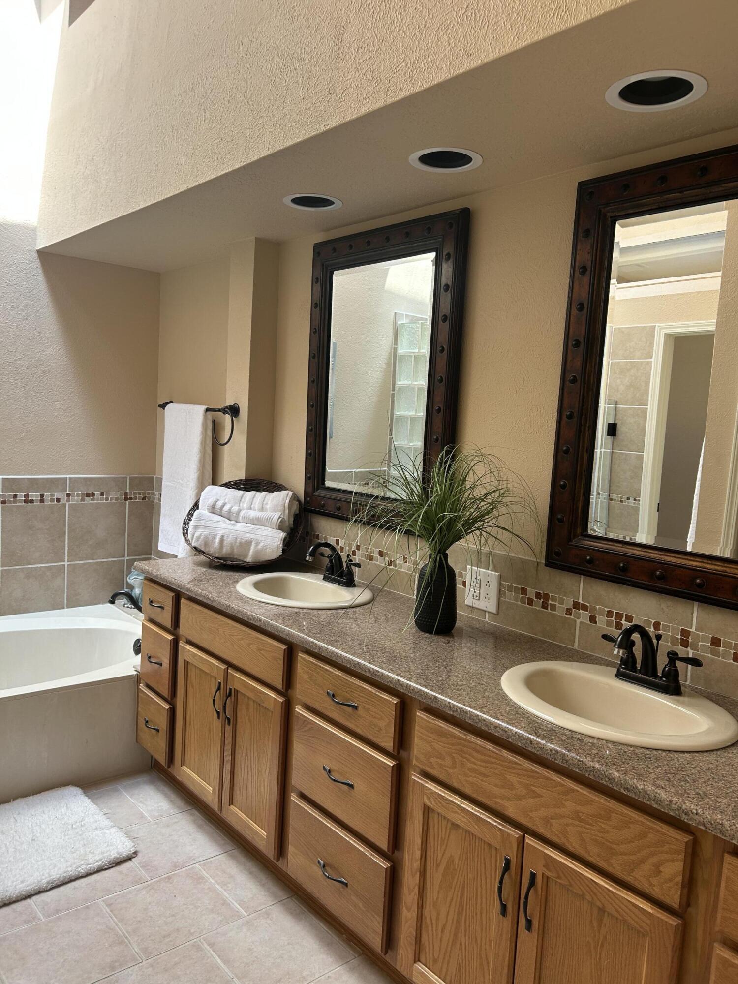 10816 Academy Ridge Road NE