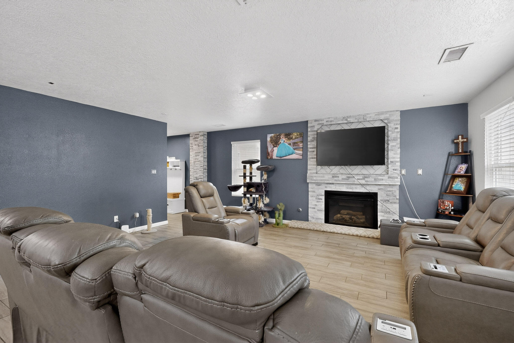 8805 Sawgrass Place NW