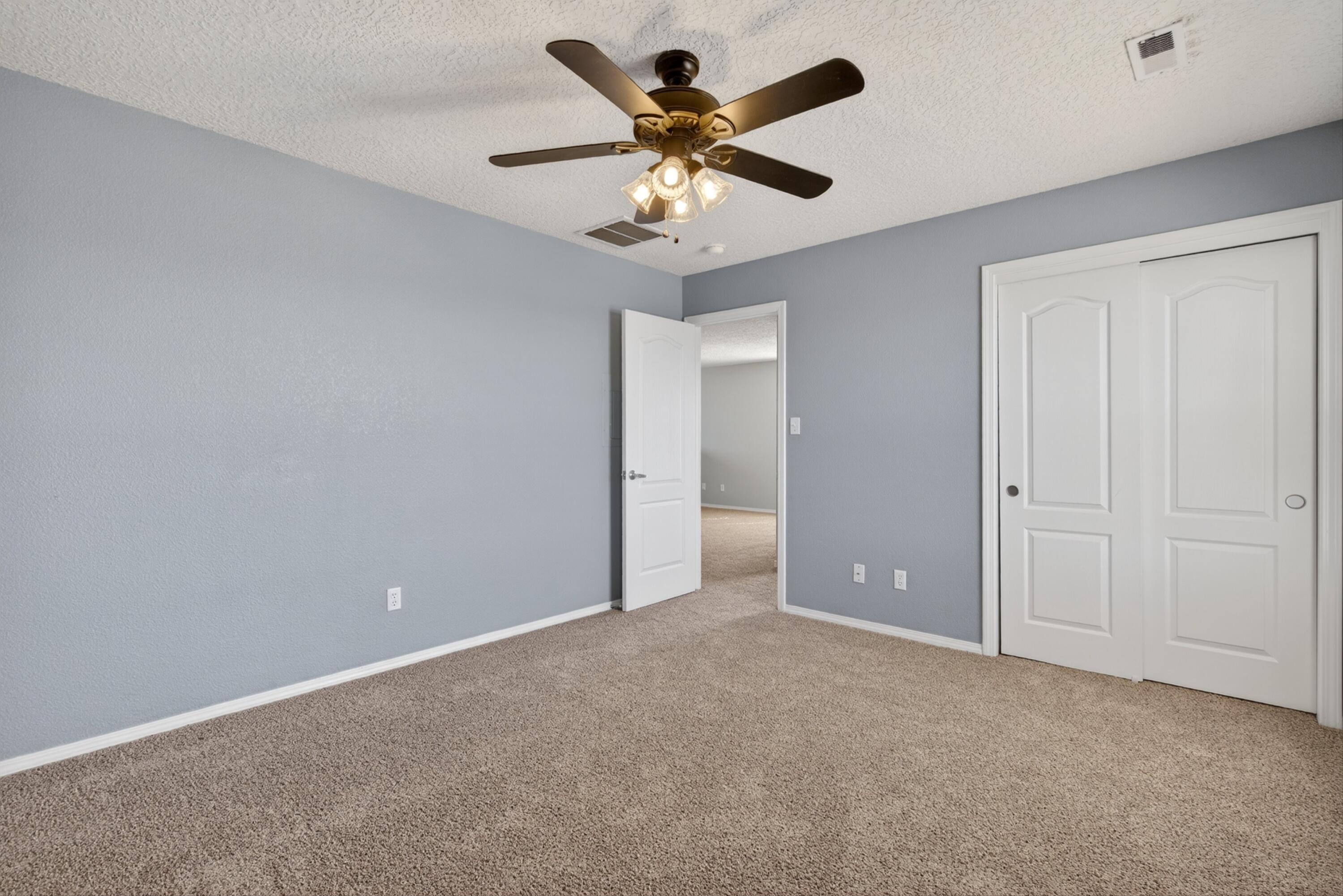 1346 Mountain Vista Drive SE