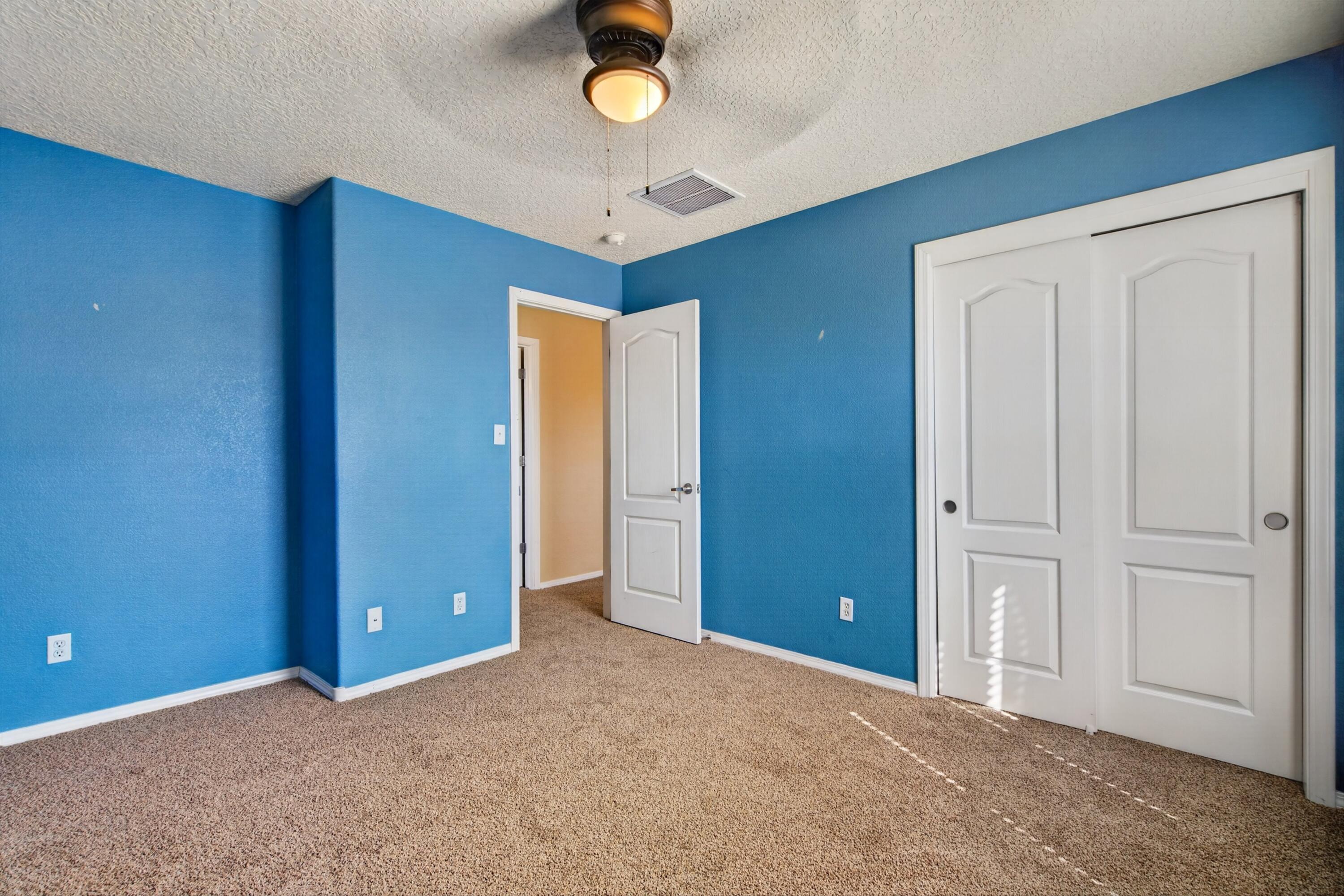 1346 Mountain Vista Drive SE