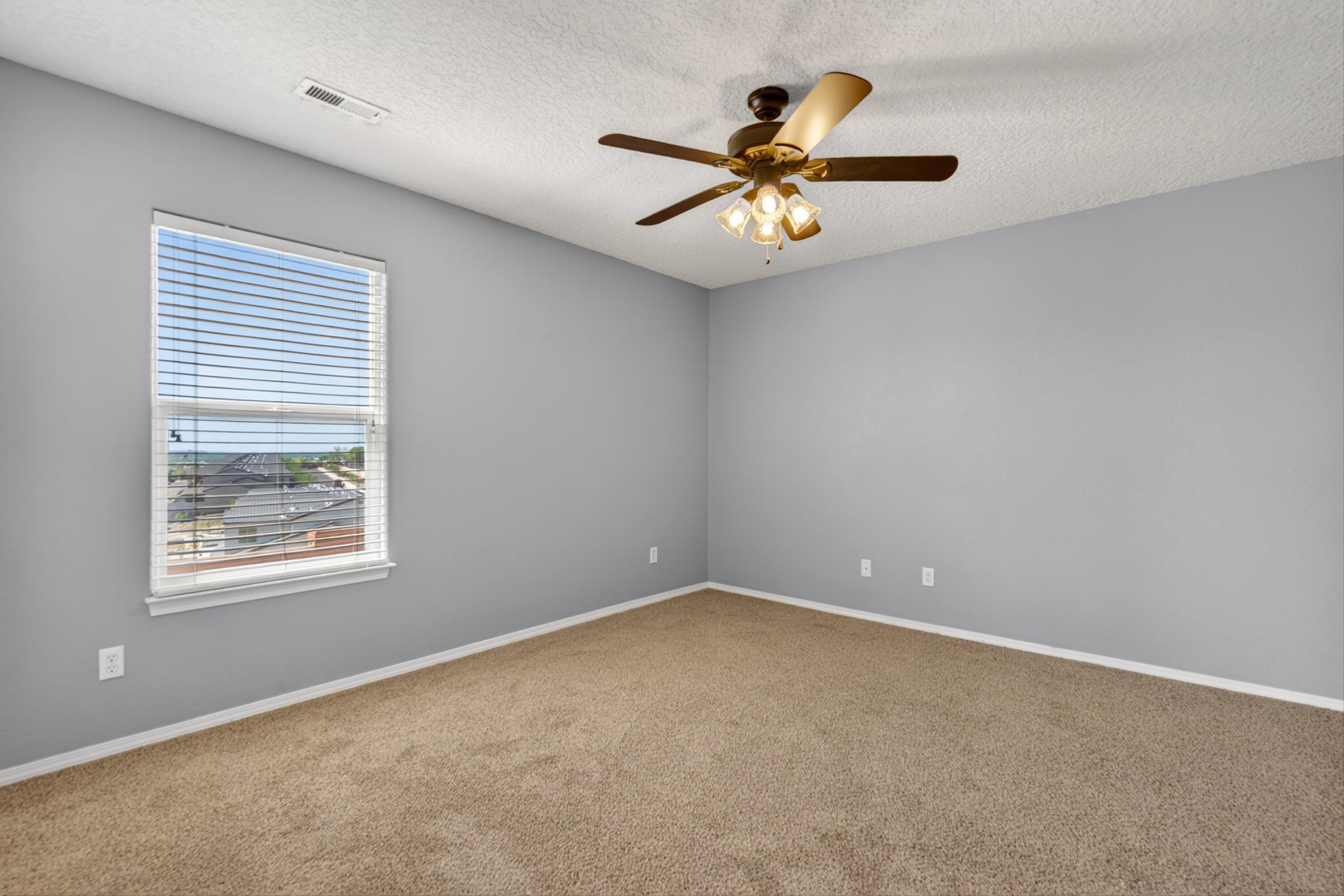 1346 Mountain Vista Drive SE