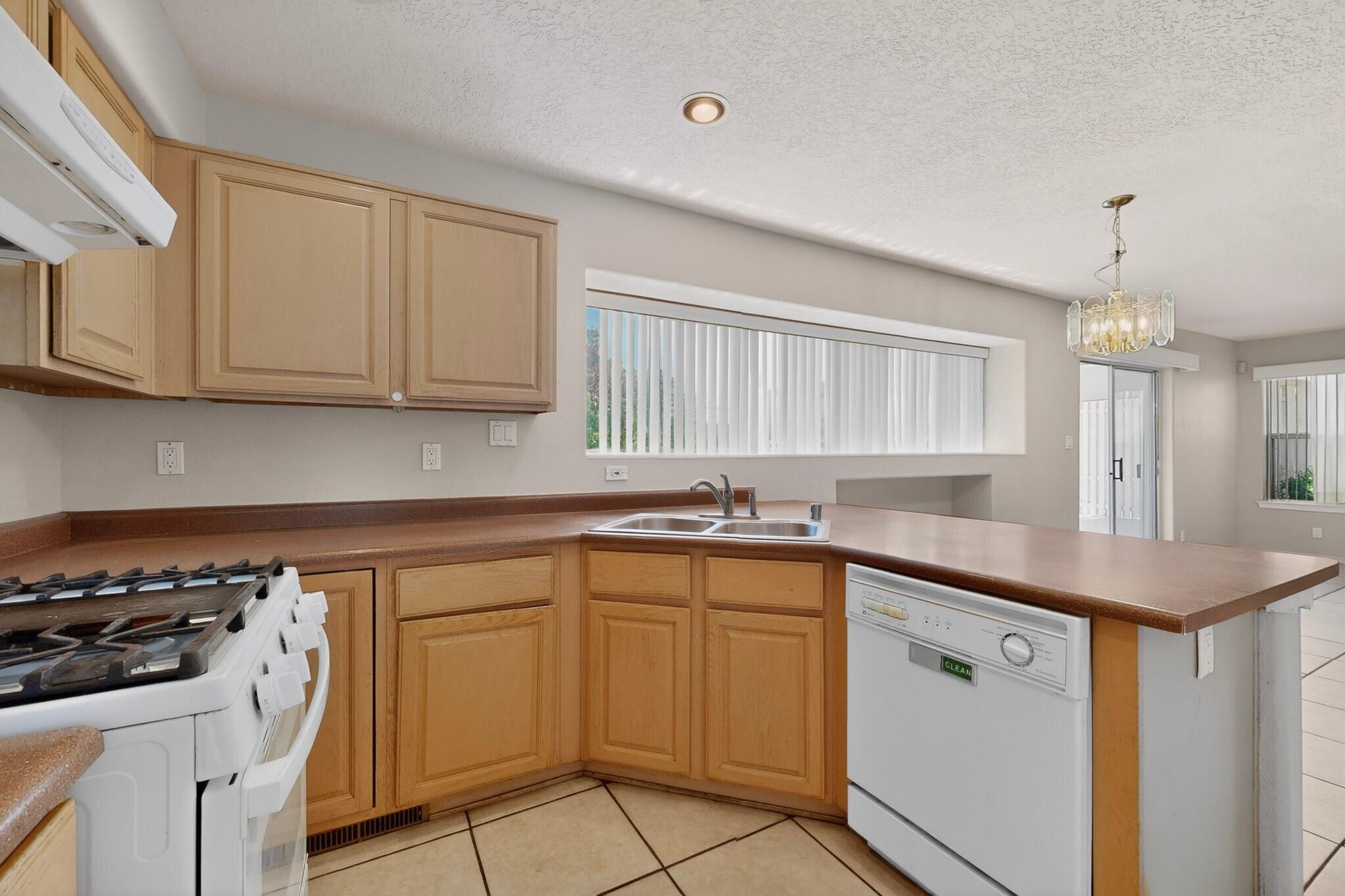 4424 Rancho Centro NW