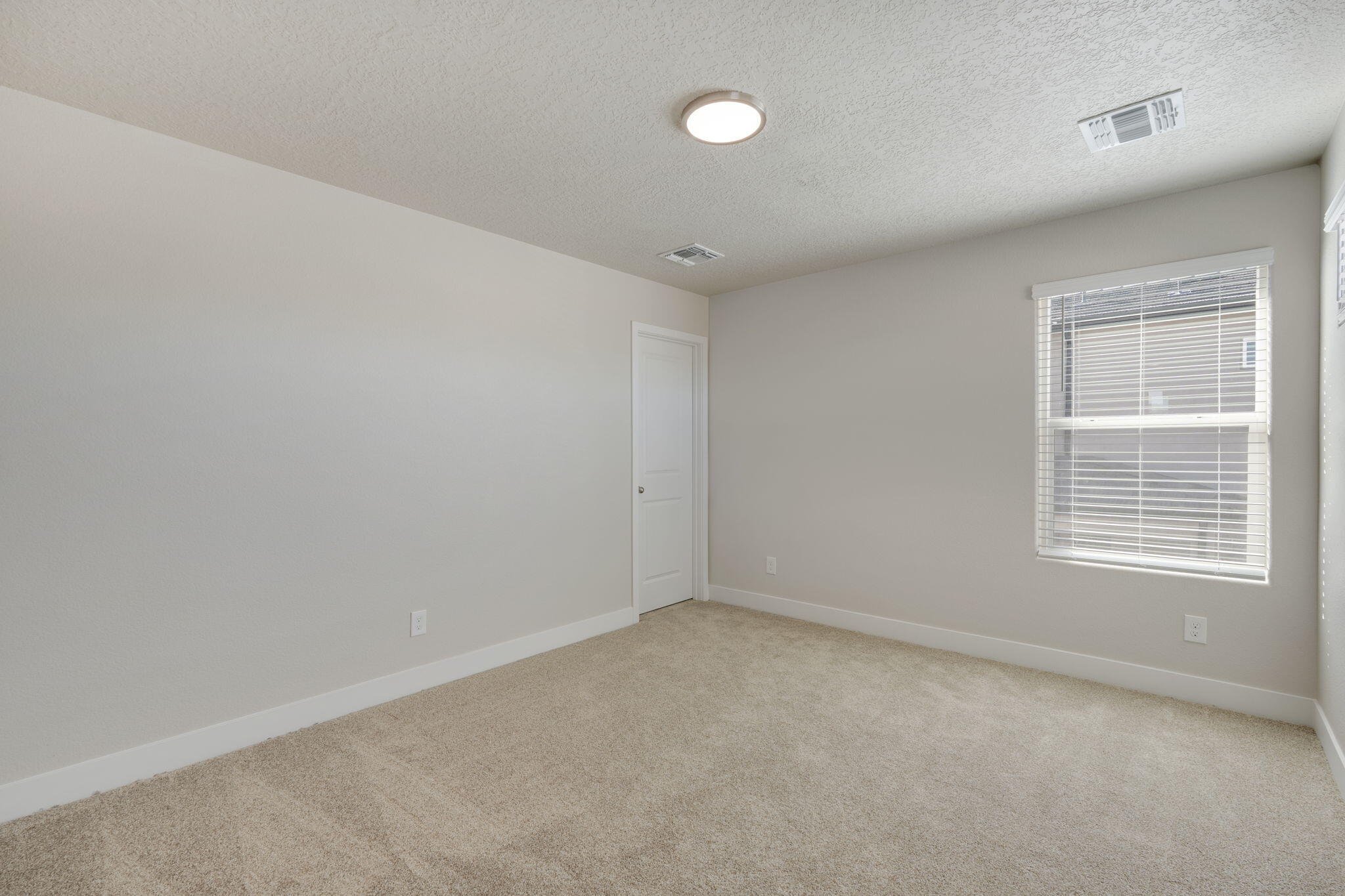 6724 Zachary Road NE