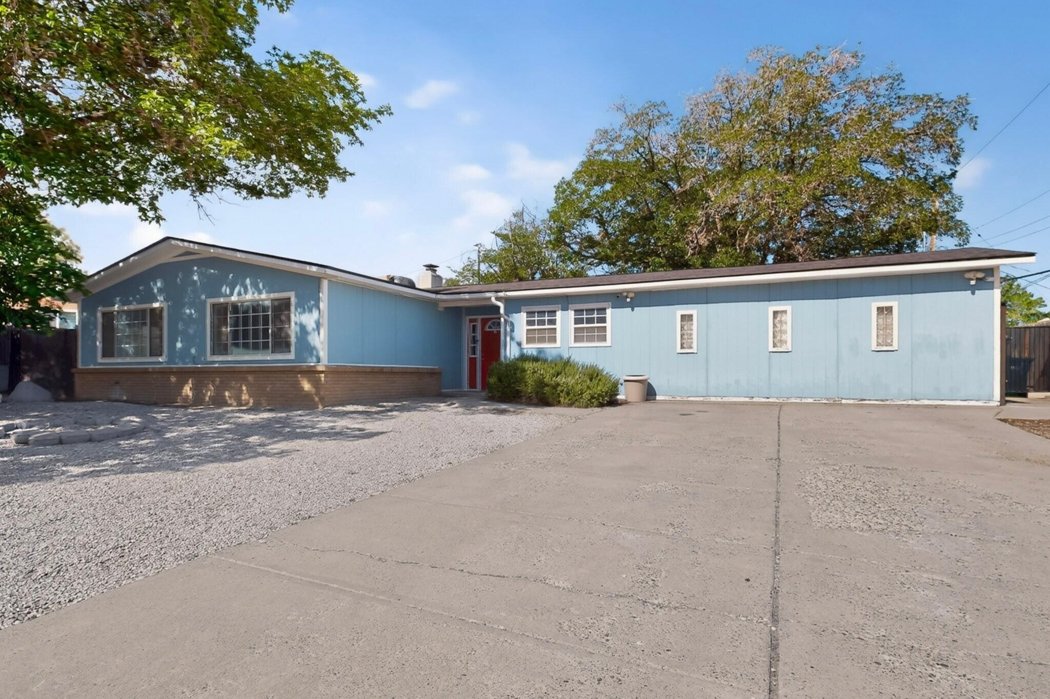 5652 Camino Canada NW
