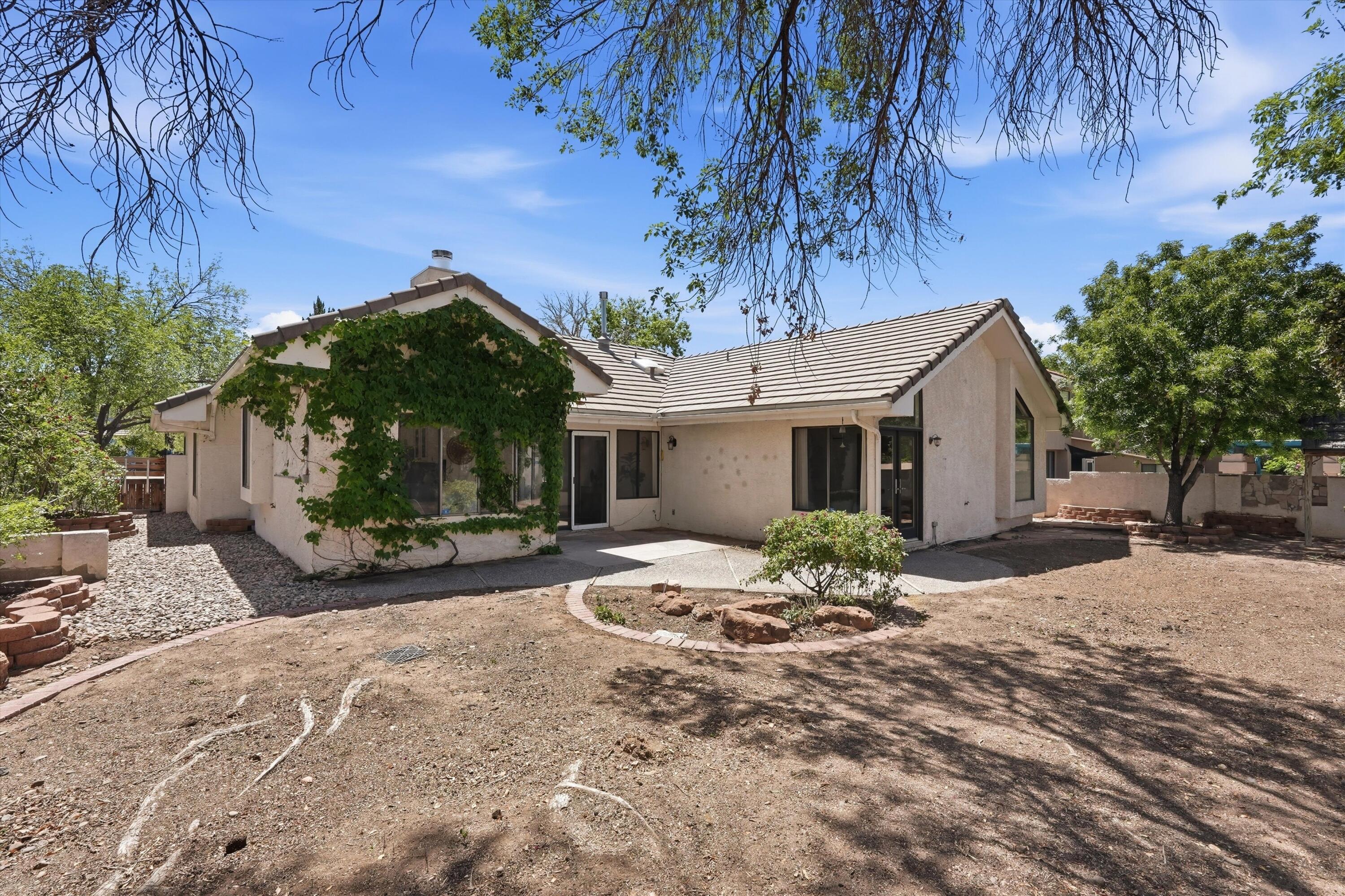 8501 Canyon Run Road NE