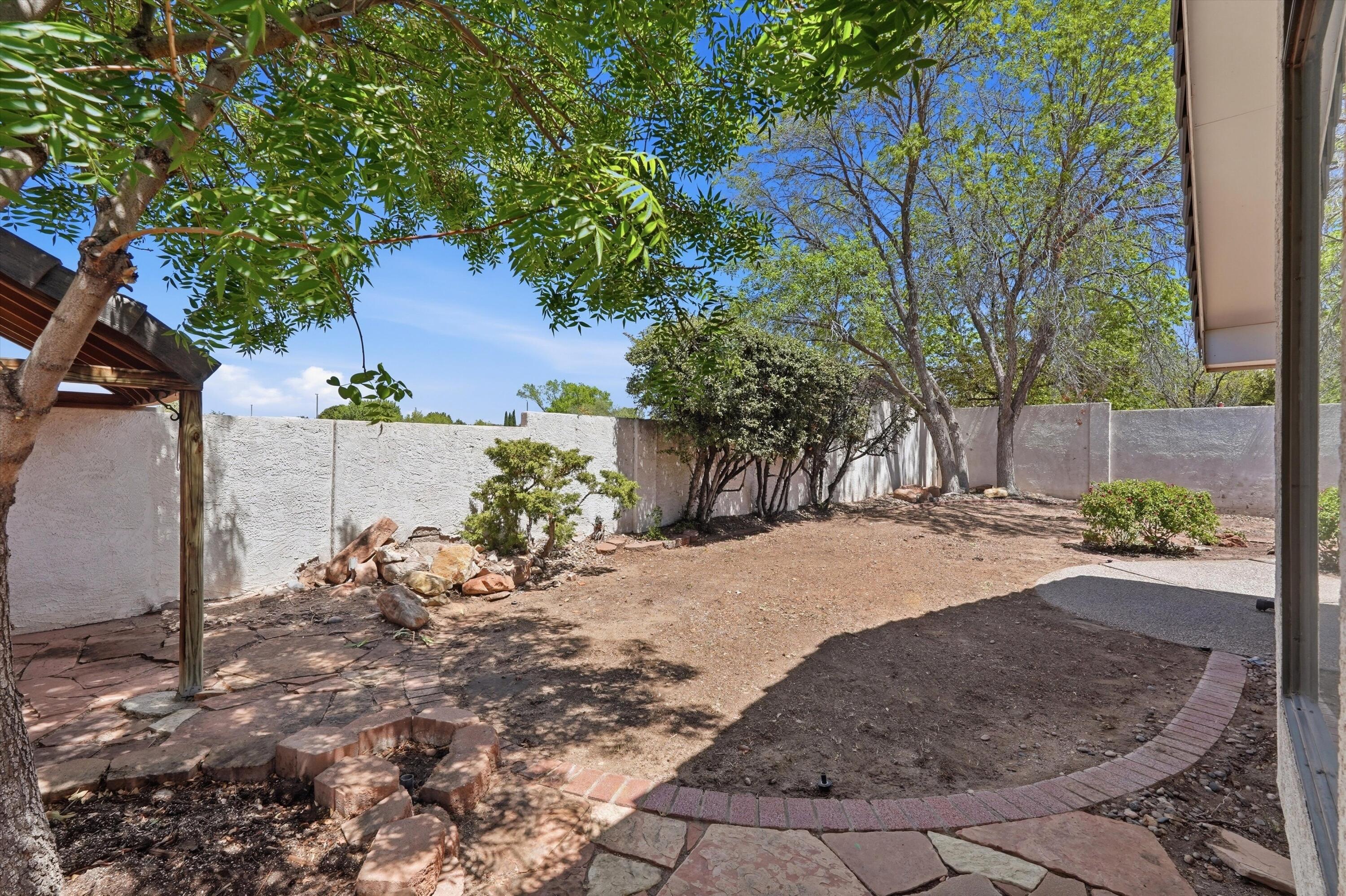 8501 Canyon Run Road NE