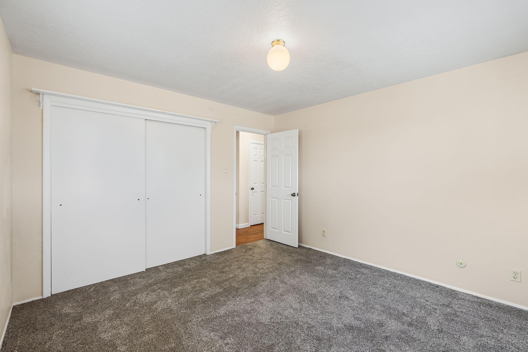 3808 General Bradley Street NE