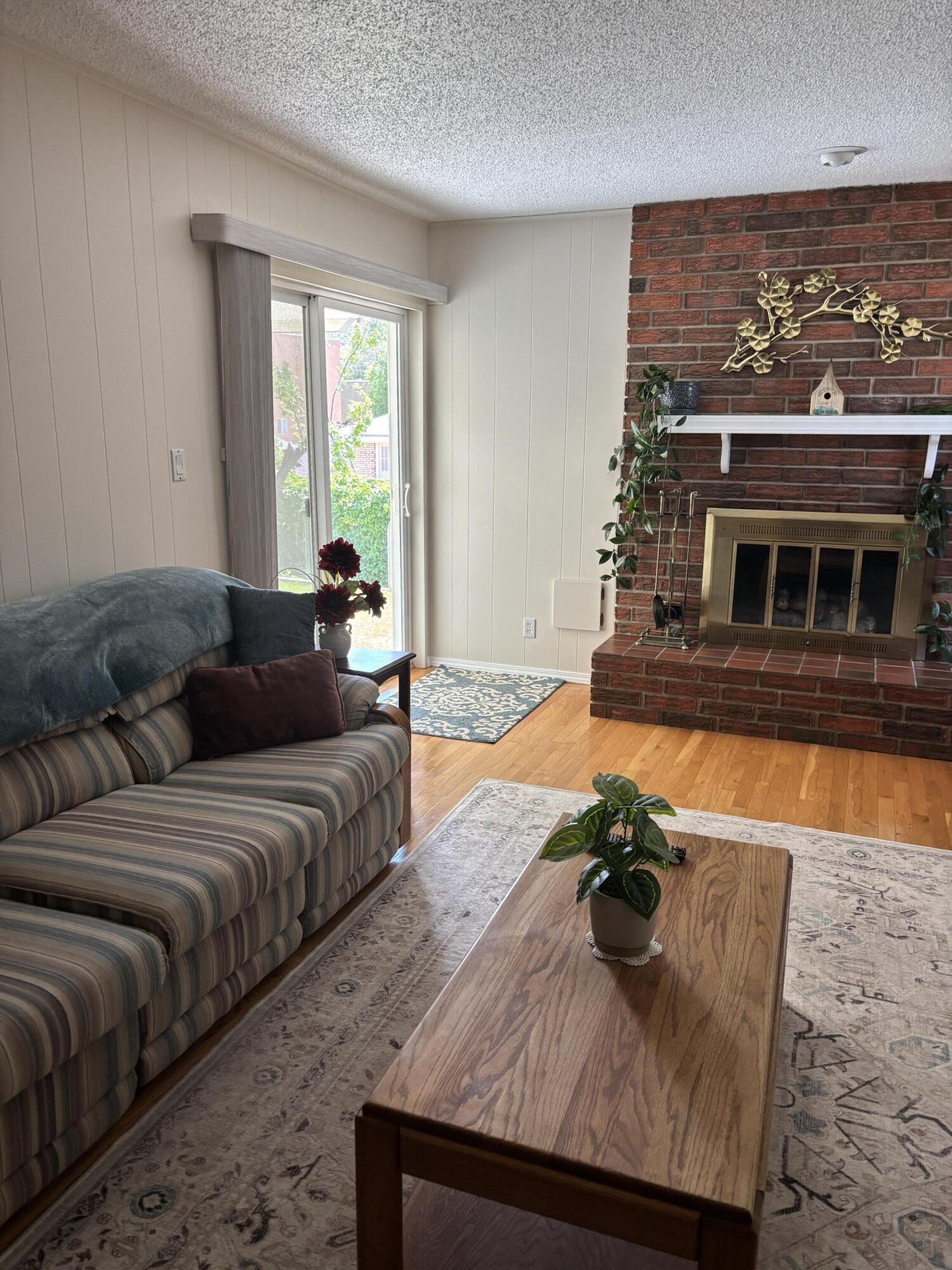 13012 Blackstone Road NE