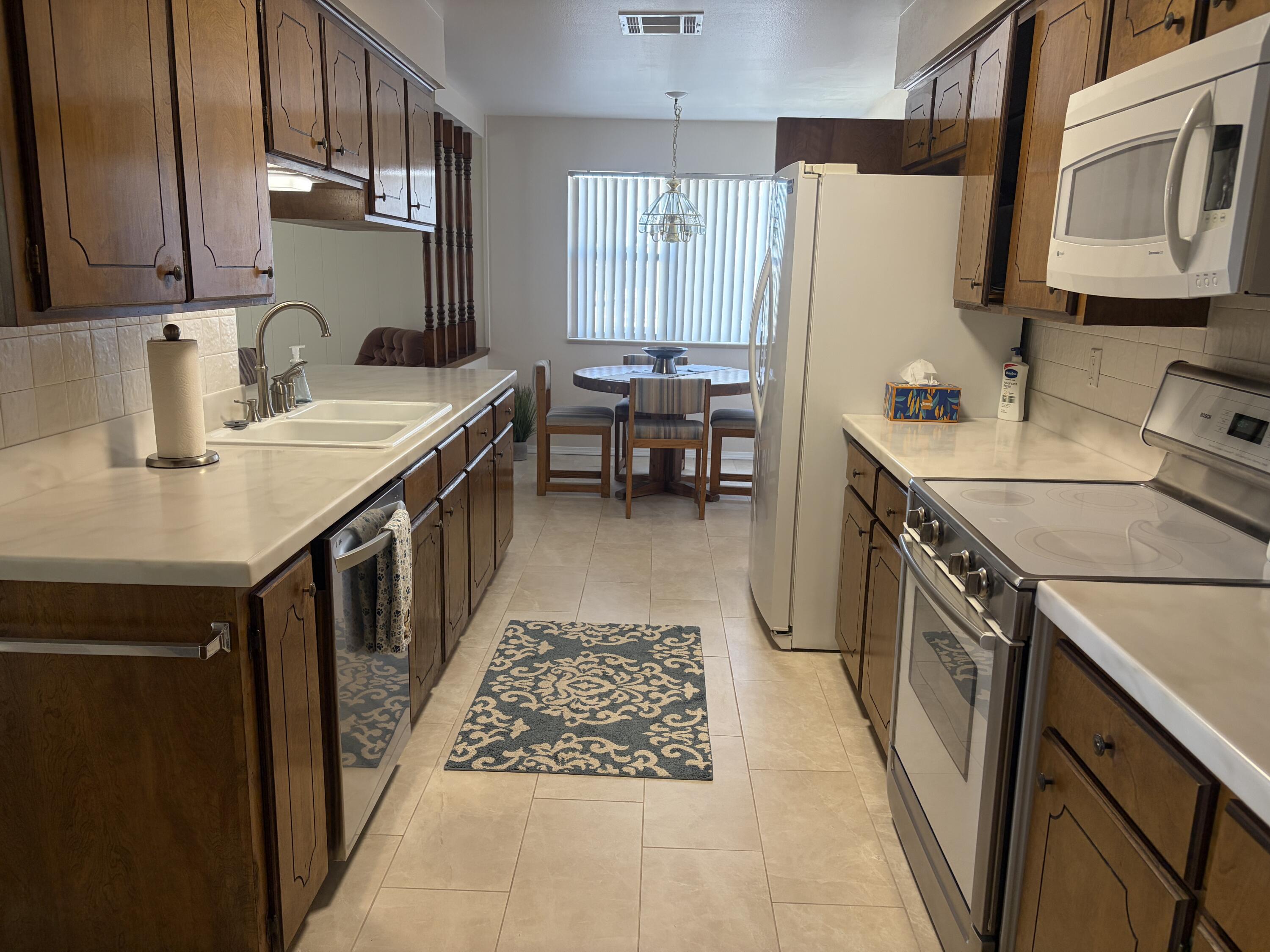 13012 Blackstone Road NE