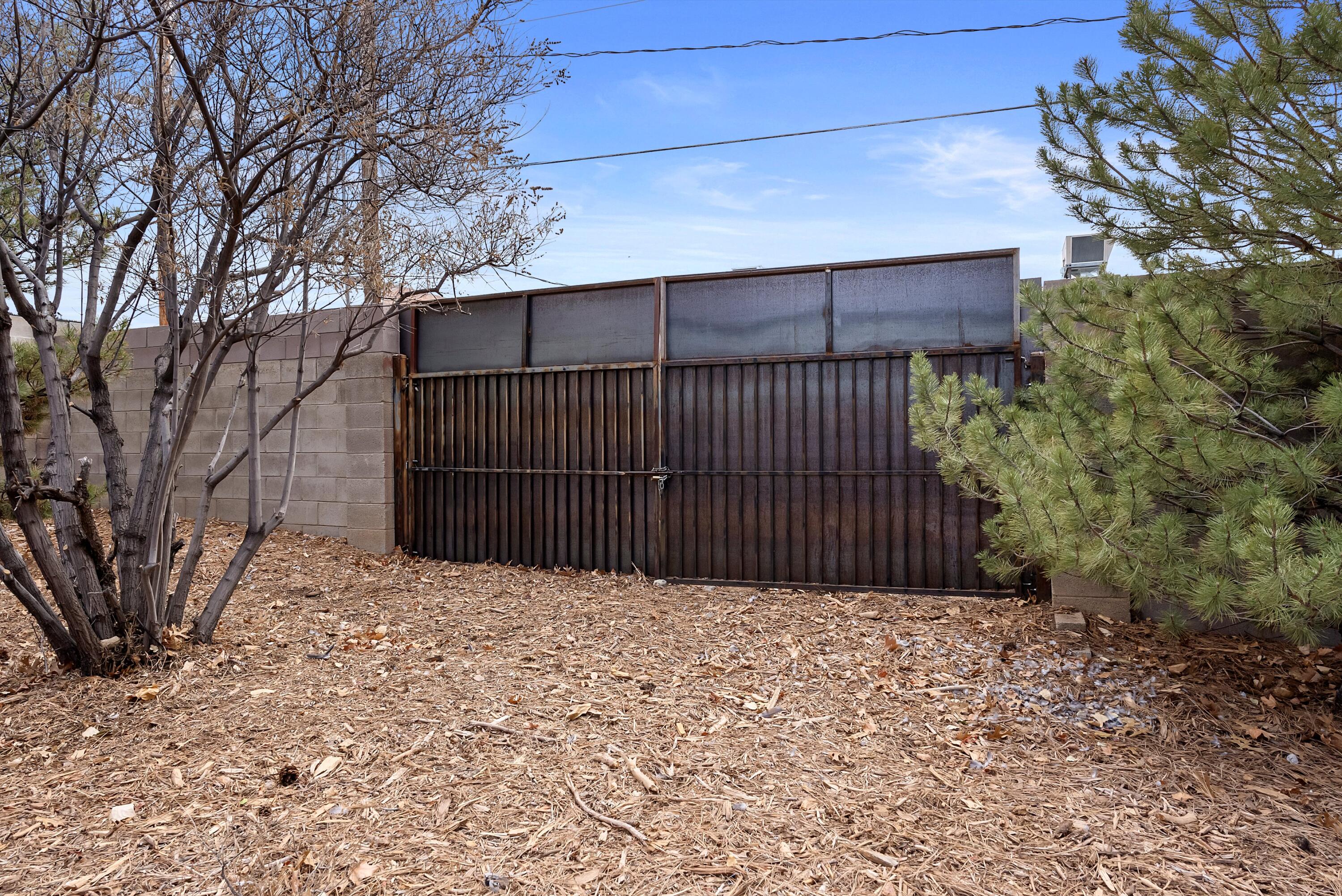 2404 Paisano Street NE
