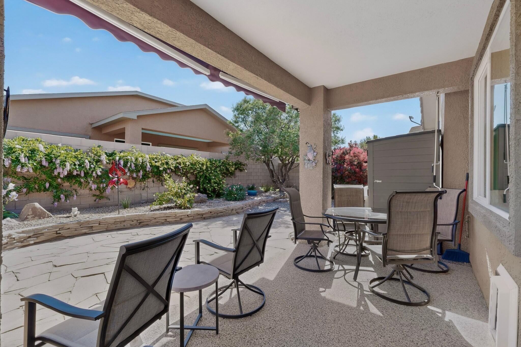 110 Zuni River Circle SW