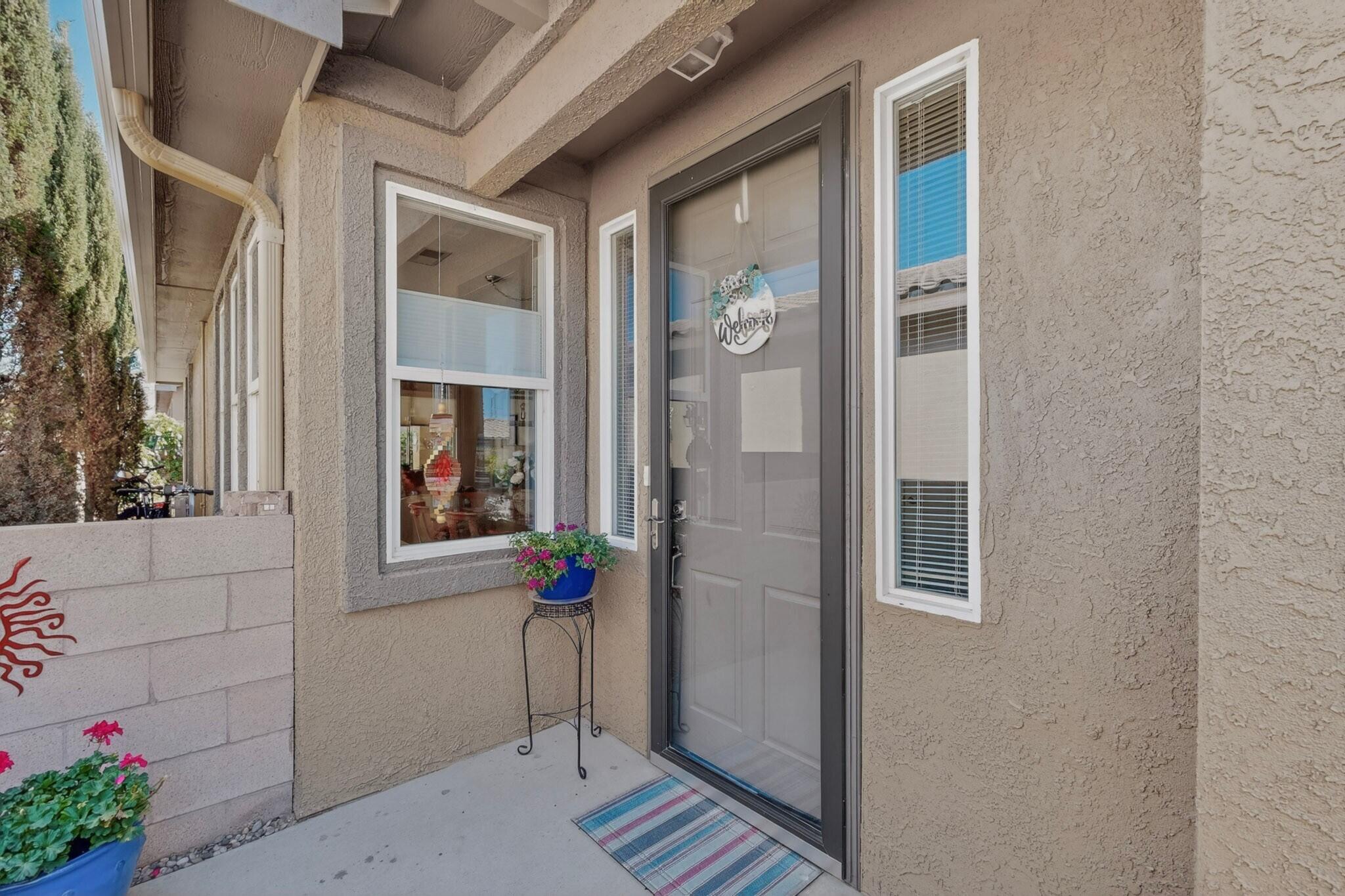 110 Zuni River Circle SW