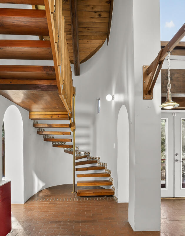 52 Forest Park Road