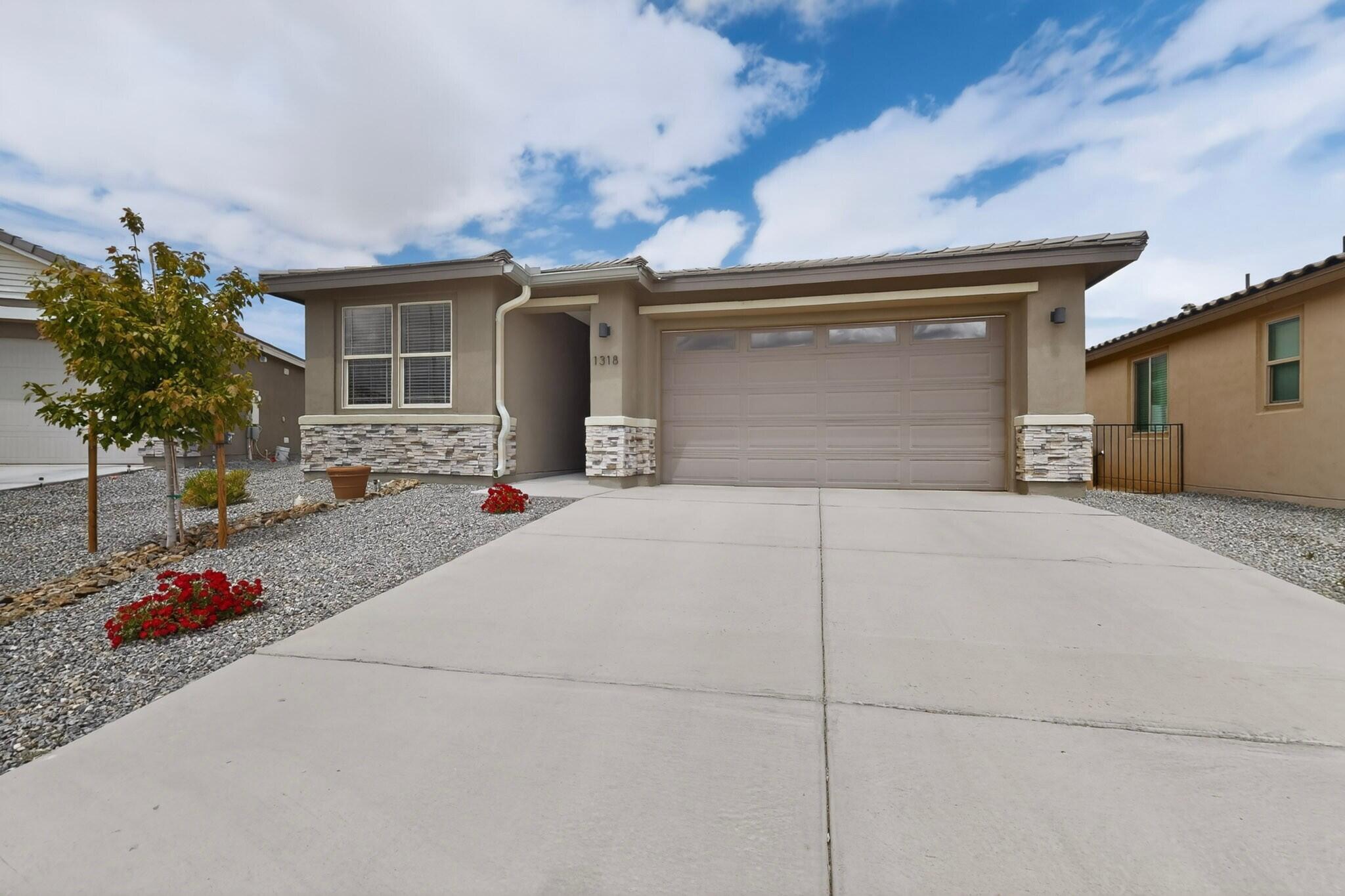 1318 Vallecito Court NW