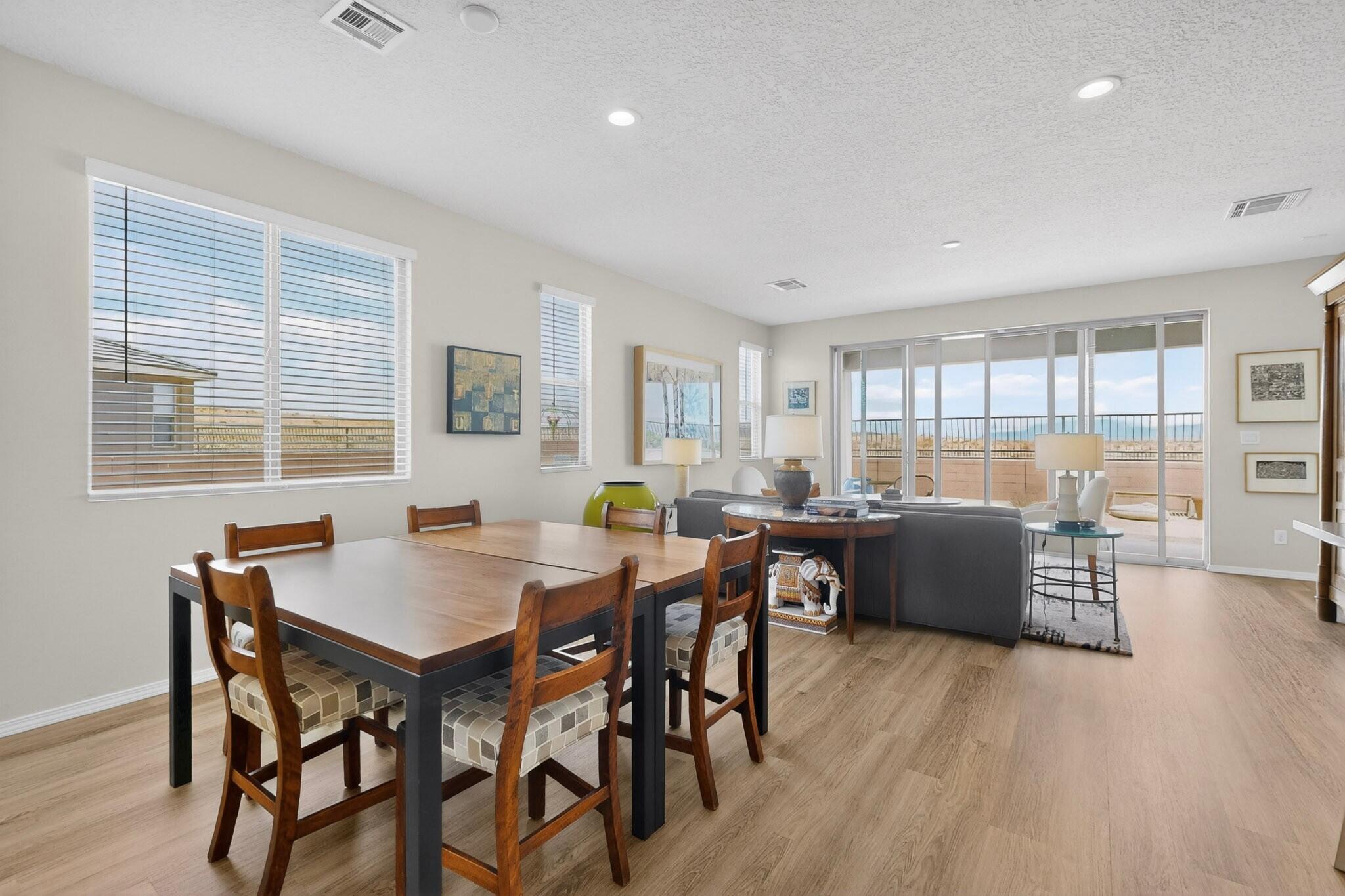 1318 Vallecito Court NW