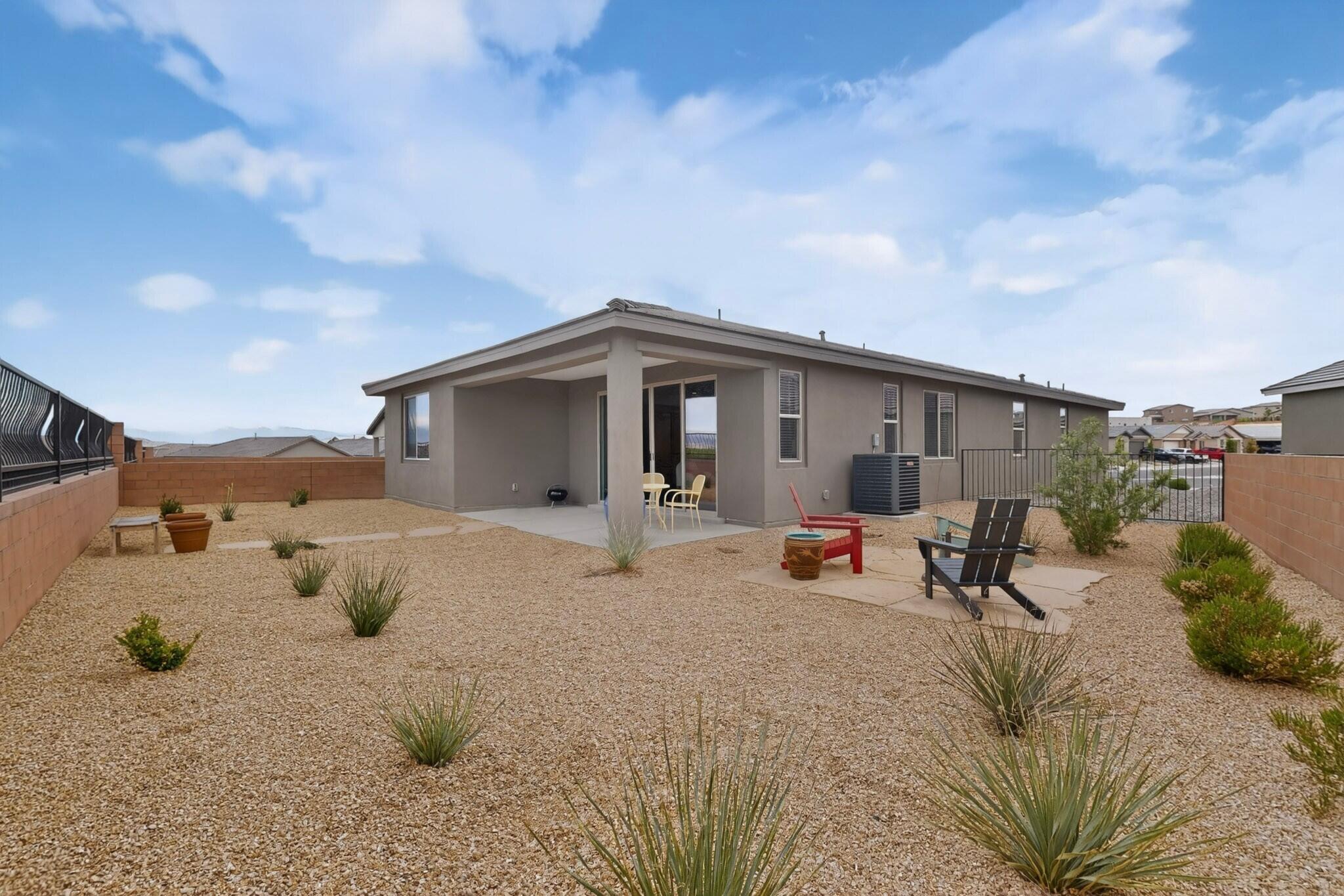 1318 Vallecito Court NW