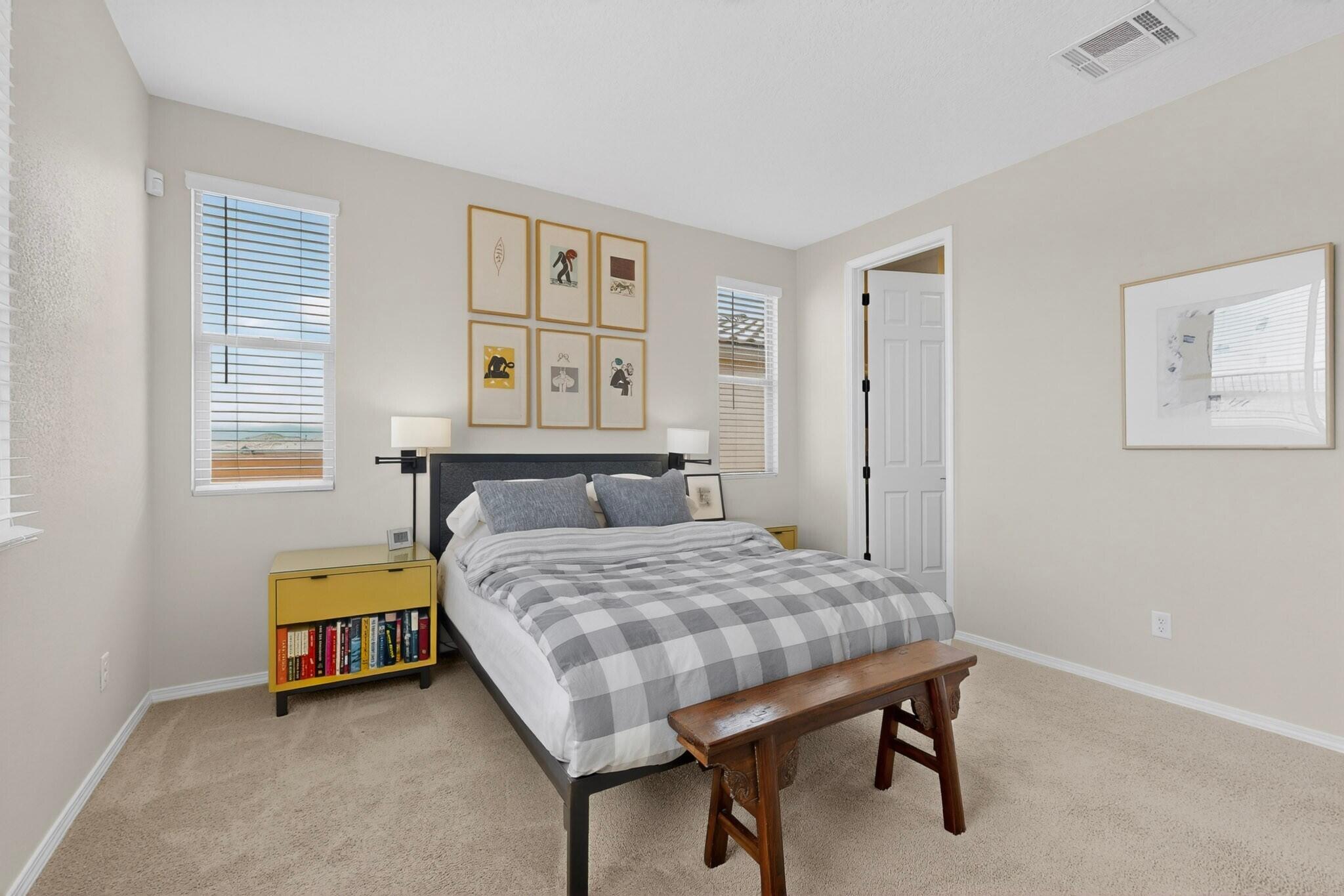 1318 Vallecito Court NW
