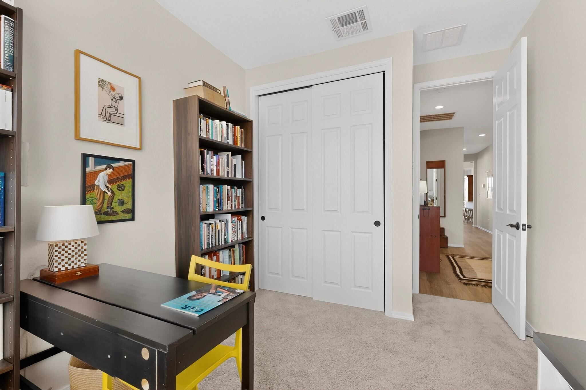 1318 Vallecito Court NW