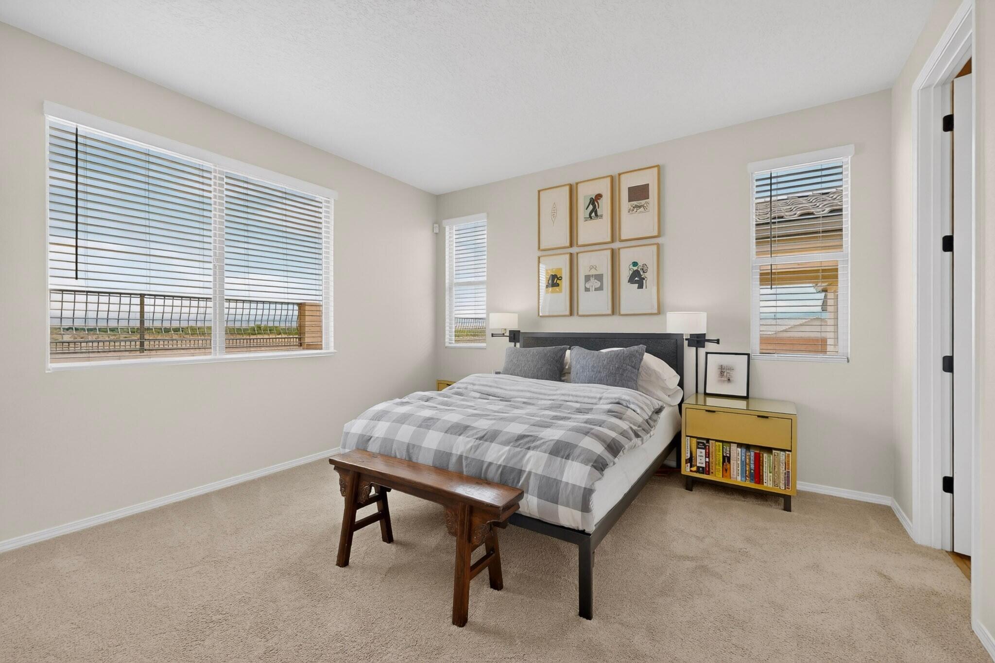 1318 Vallecito Court NW