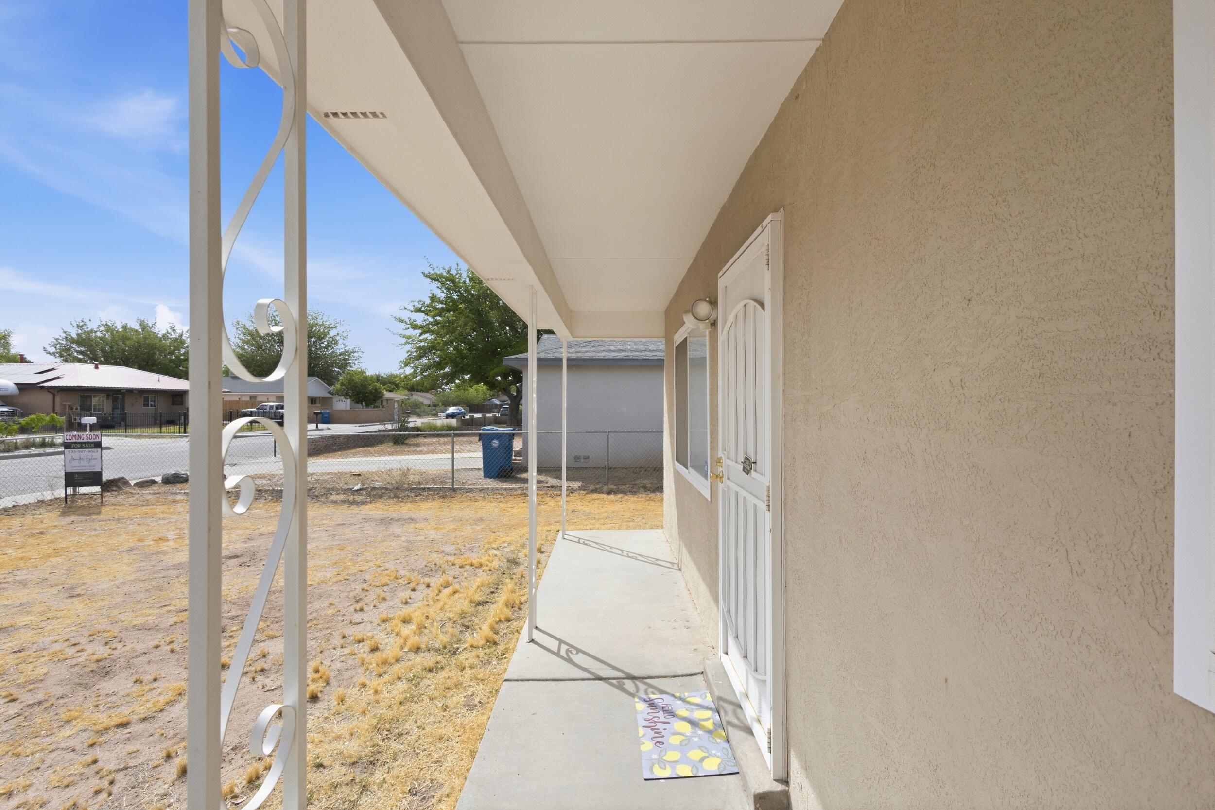 1136 Pinon Court SE