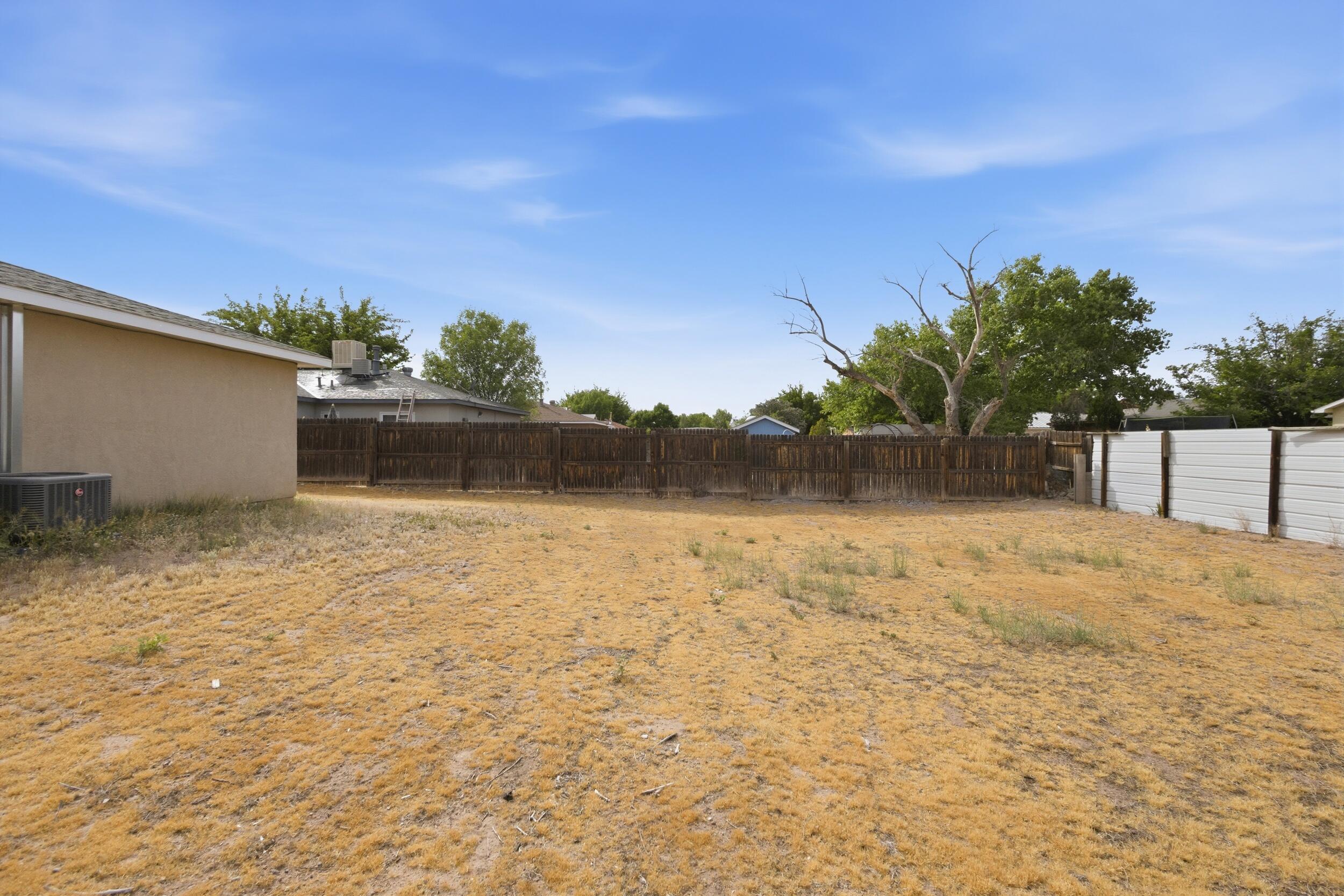1136 Pinon Court SE