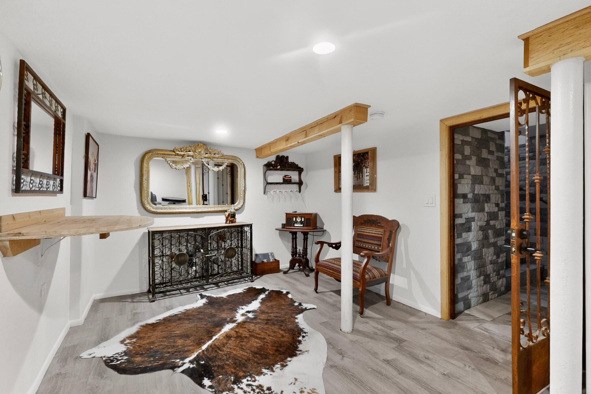 330 Clark Road SW