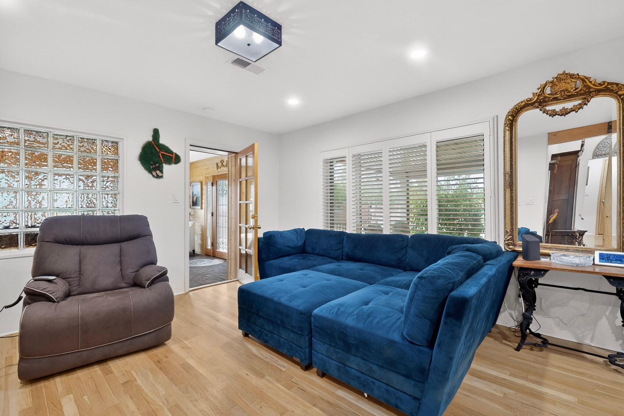 330 Clark Road SW