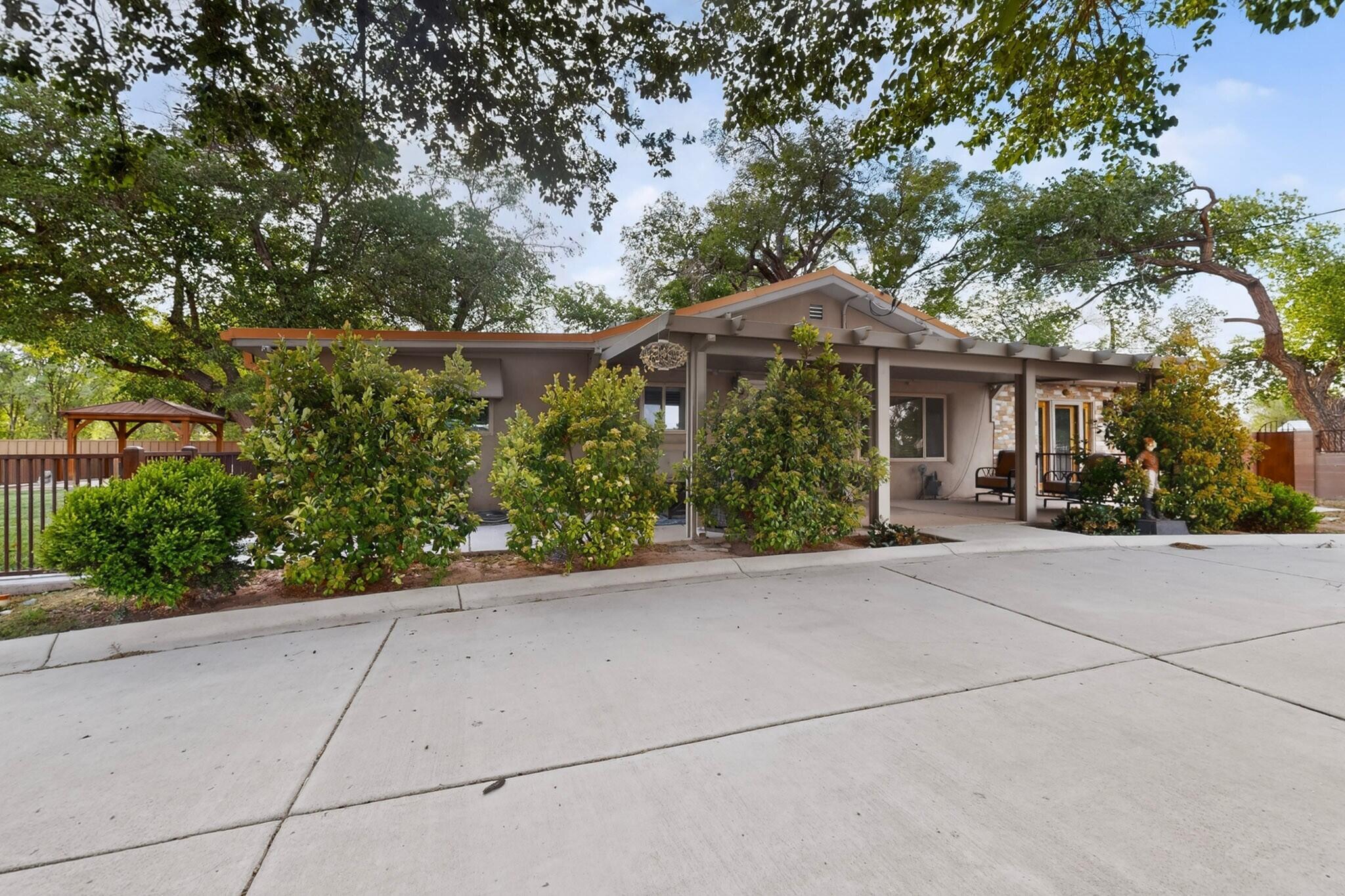 330 Clark Road SW