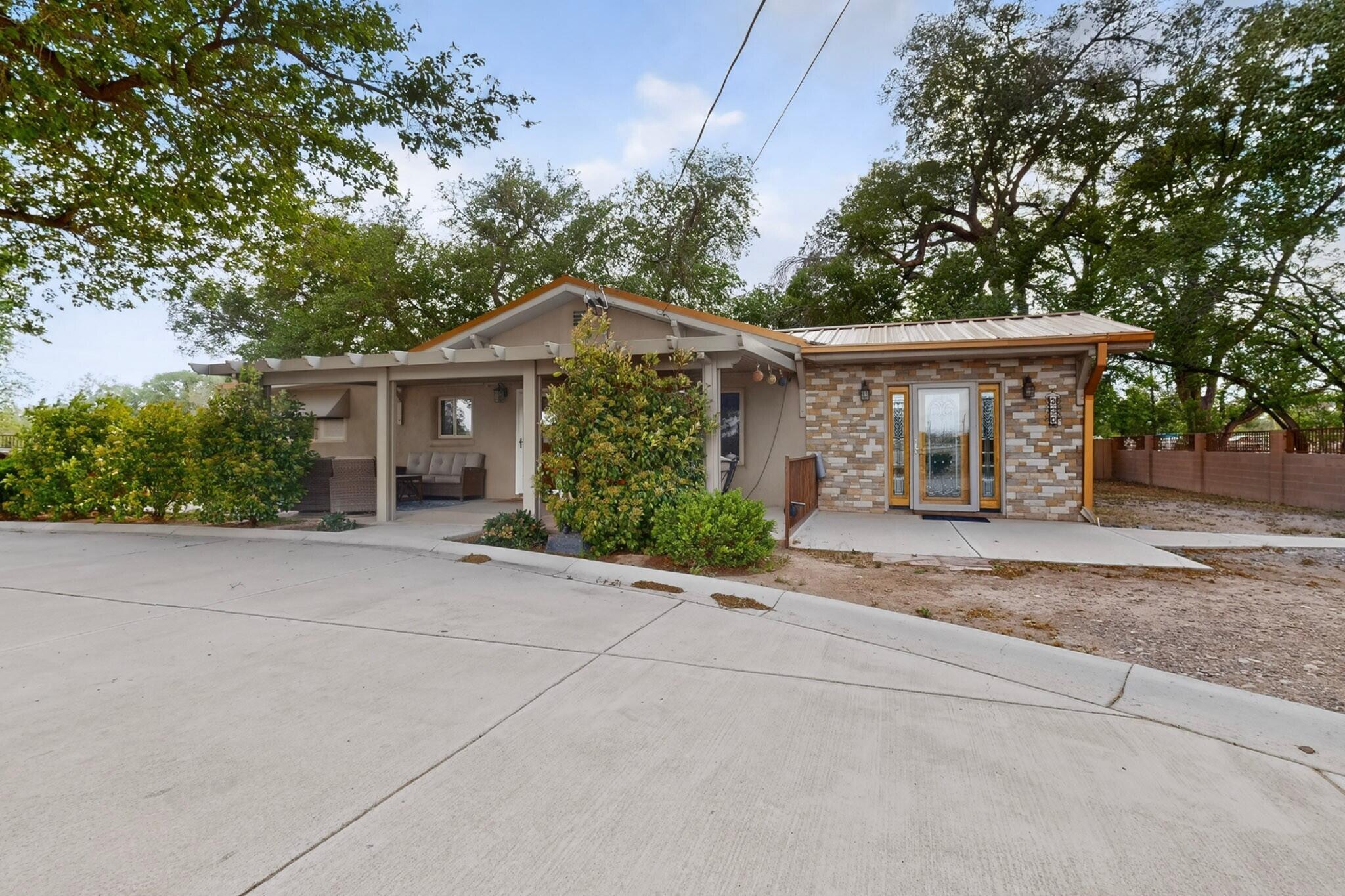 330 Clark Road SW