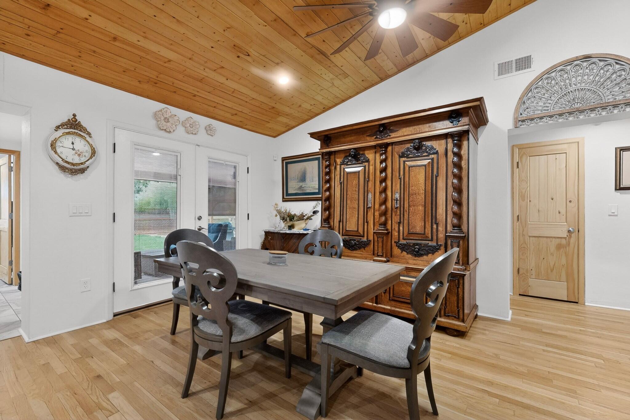 330 Clark Road SW