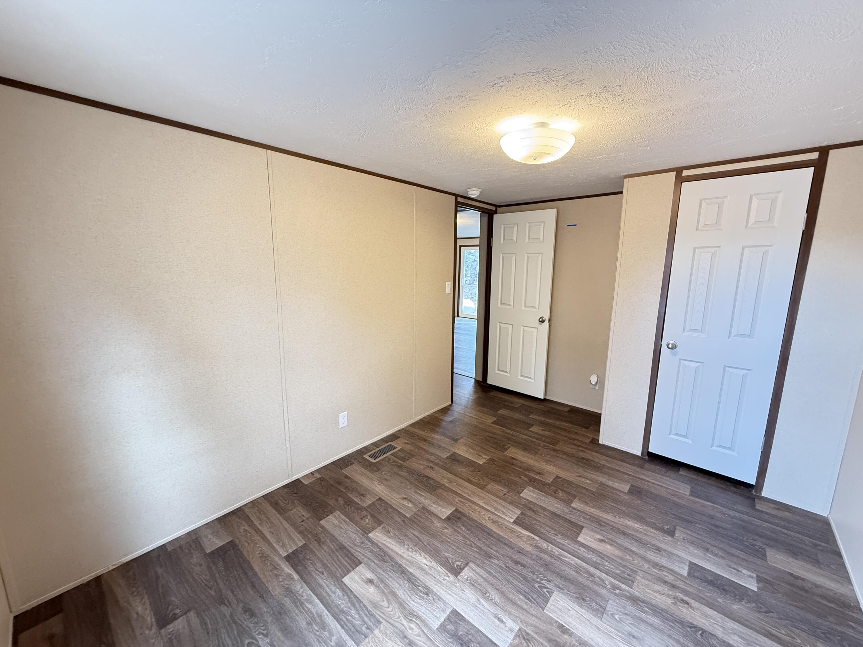 21 Branding Iron Road