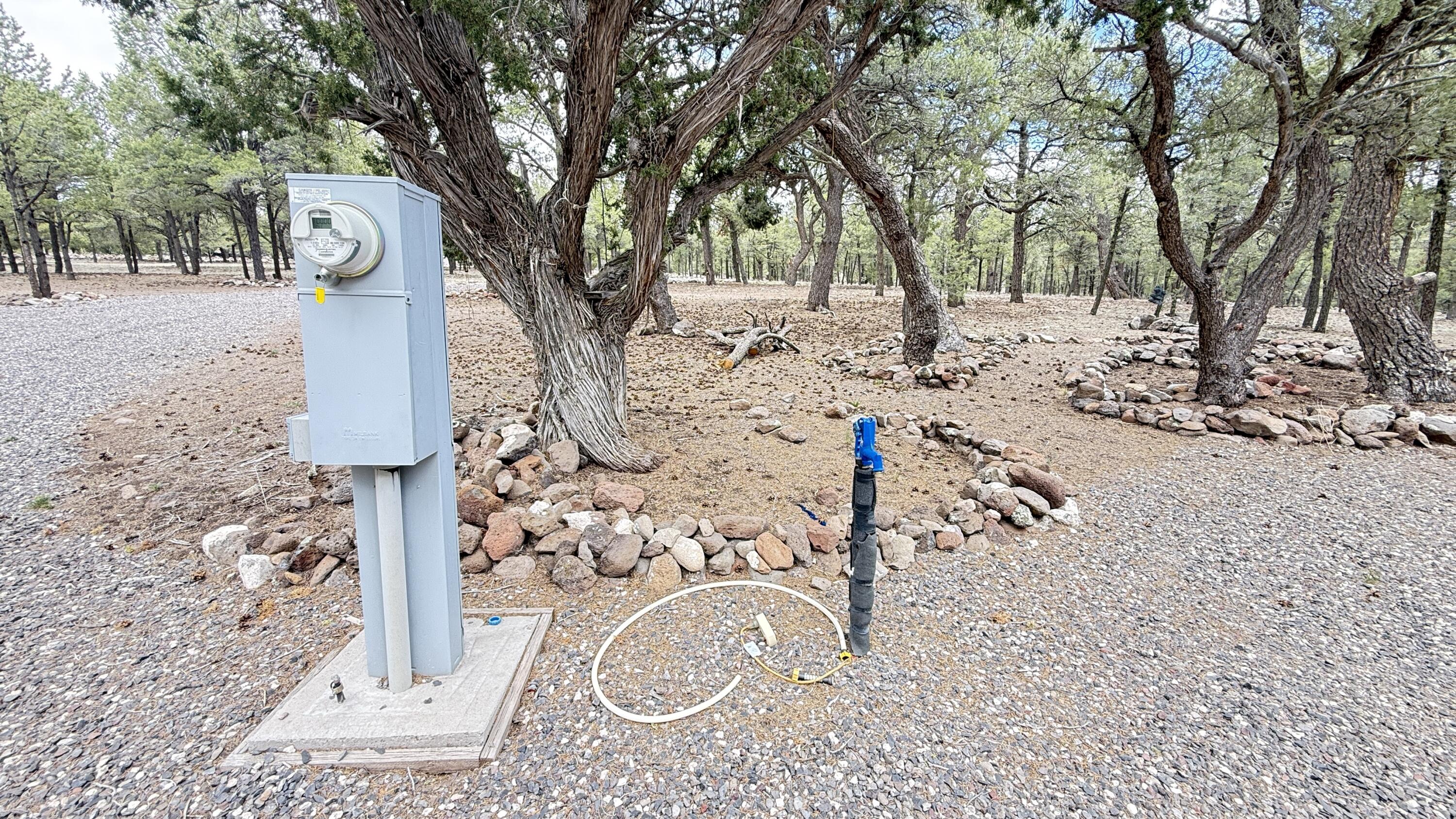 21 Branding Iron Road