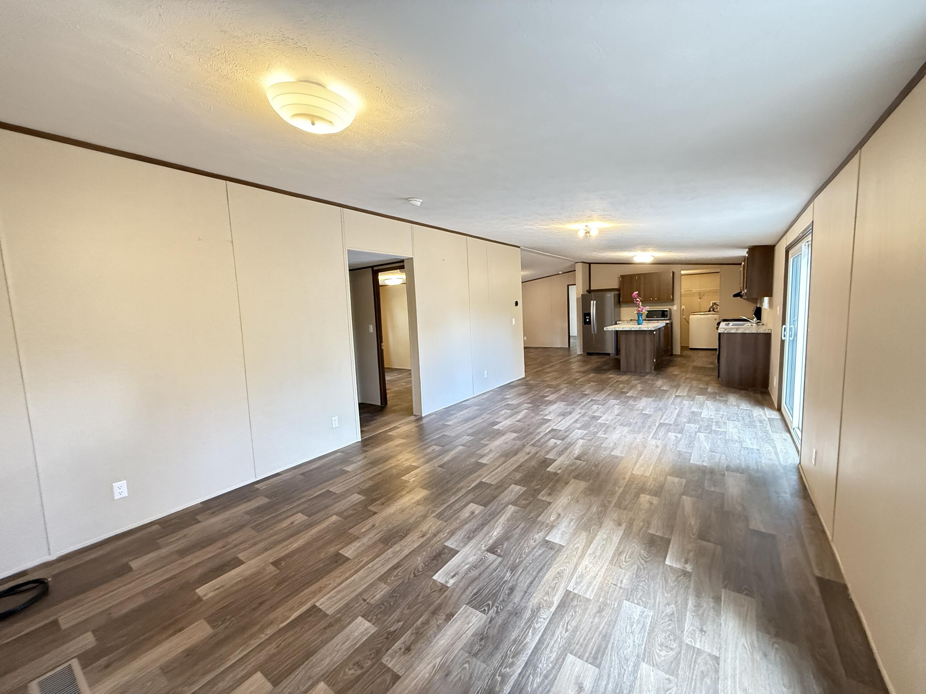 21 Branding Iron Road