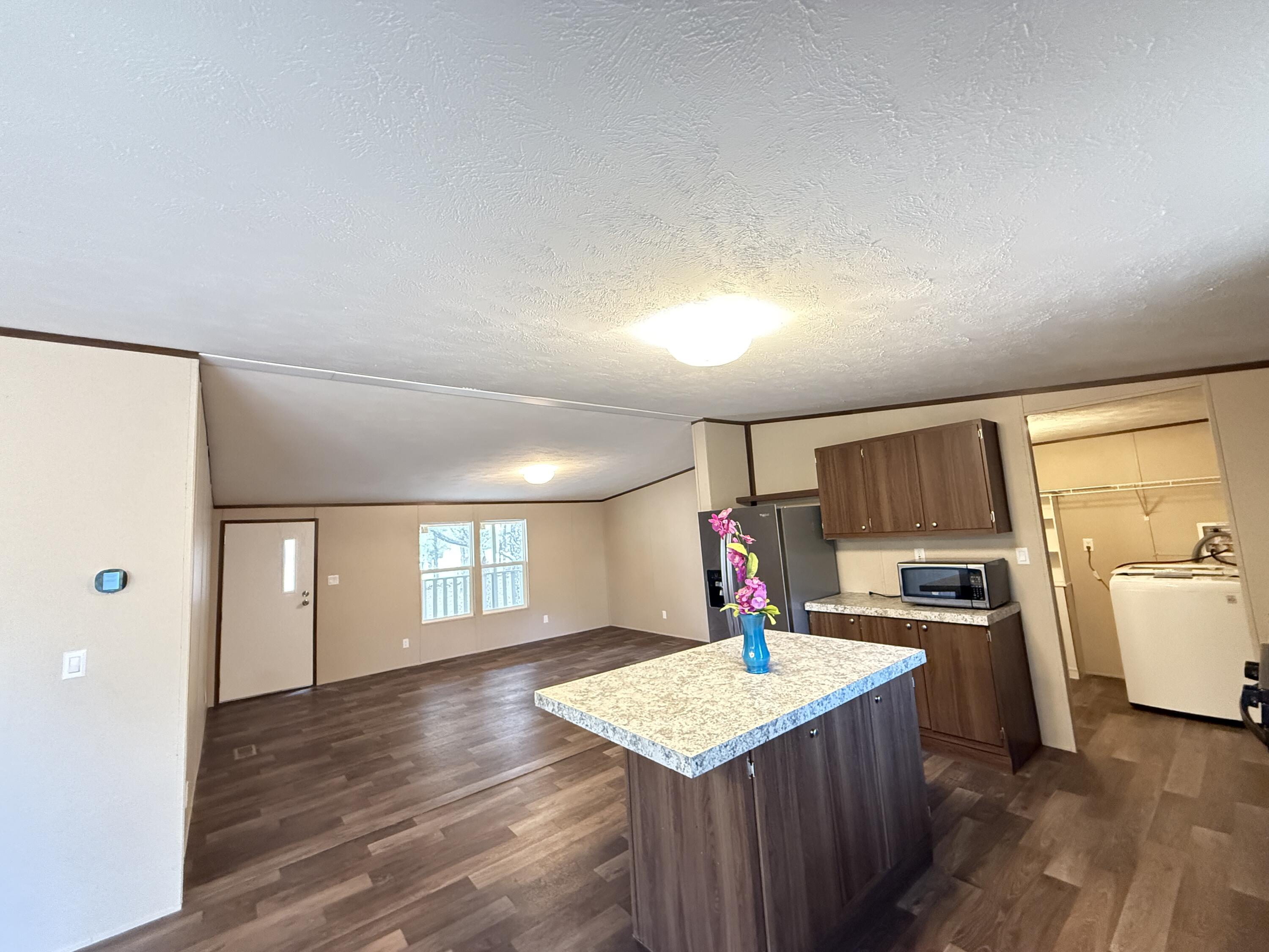 21 Branding Iron Road