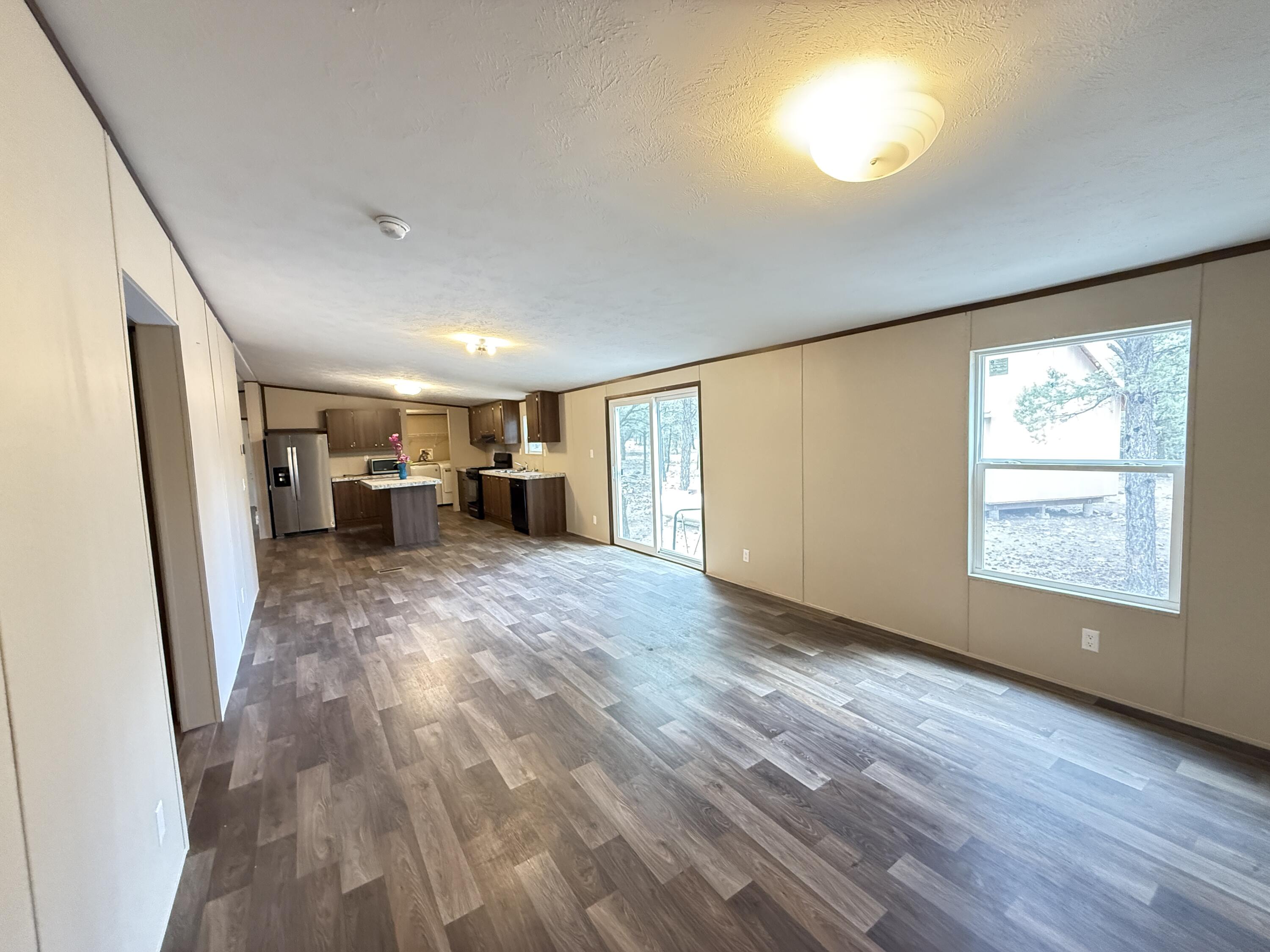21 Branding Iron Road