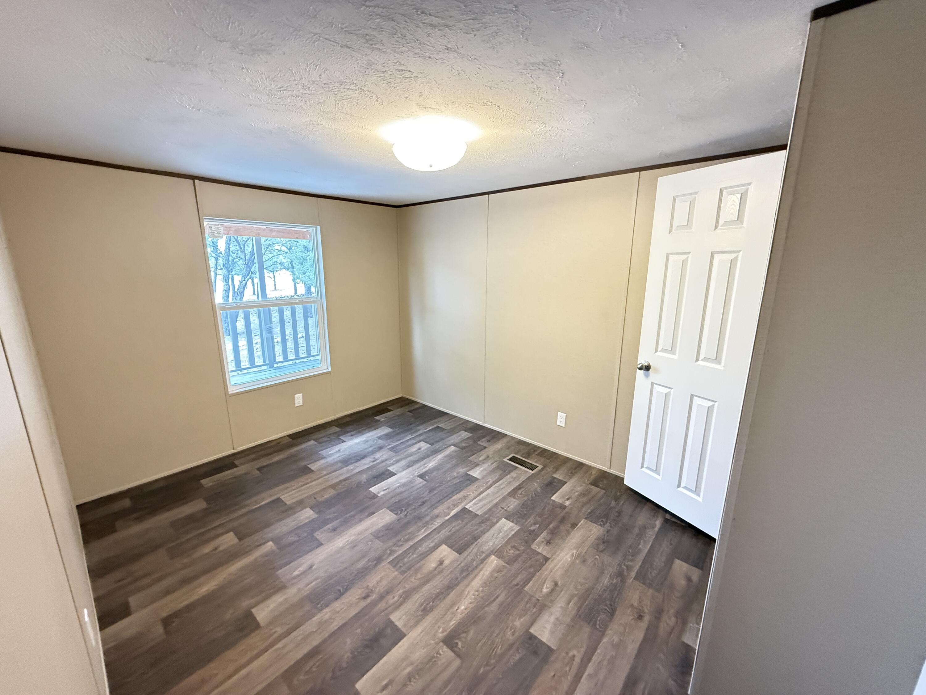 21 Branding Iron Road