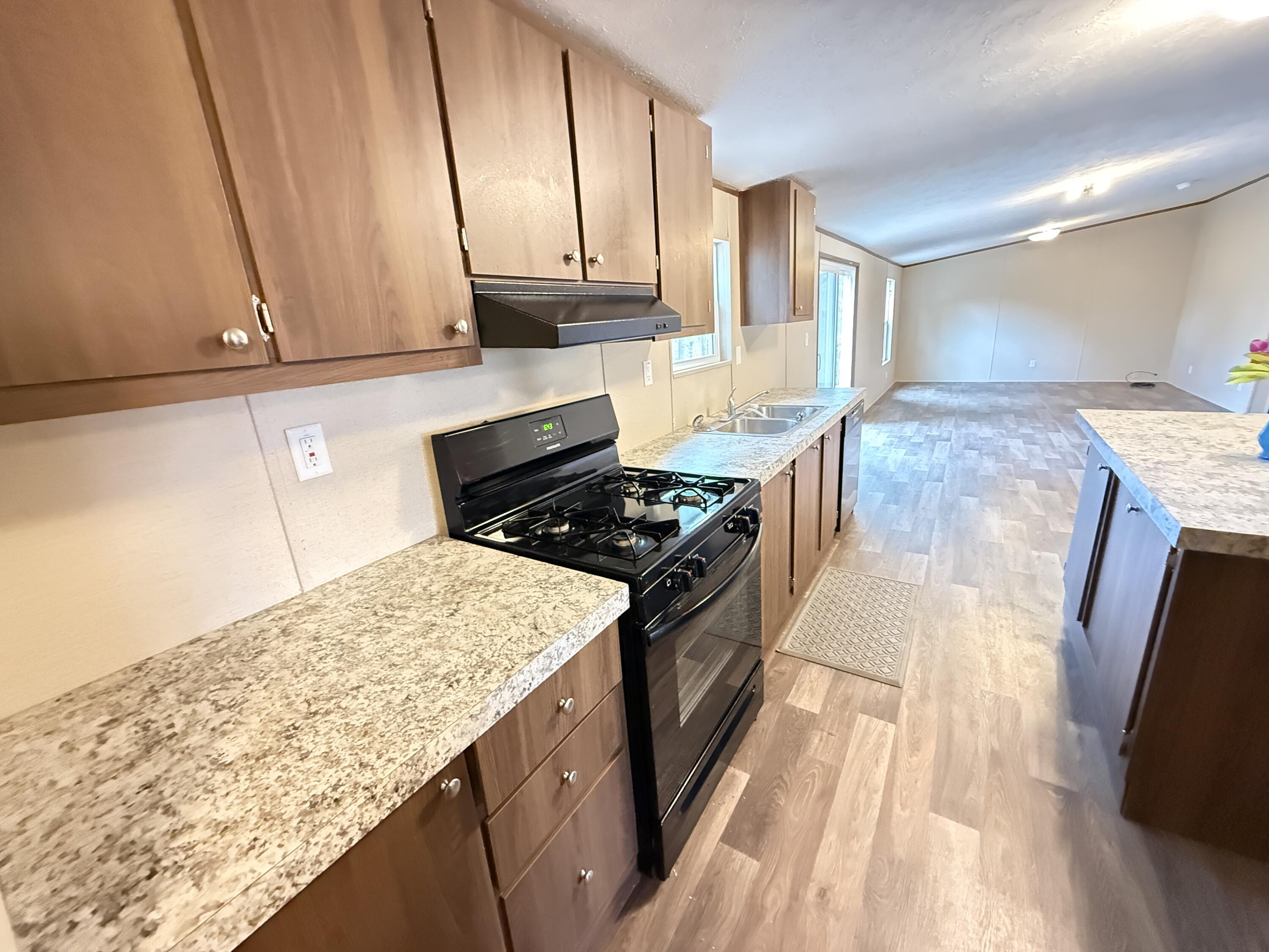 21 Branding Iron Road