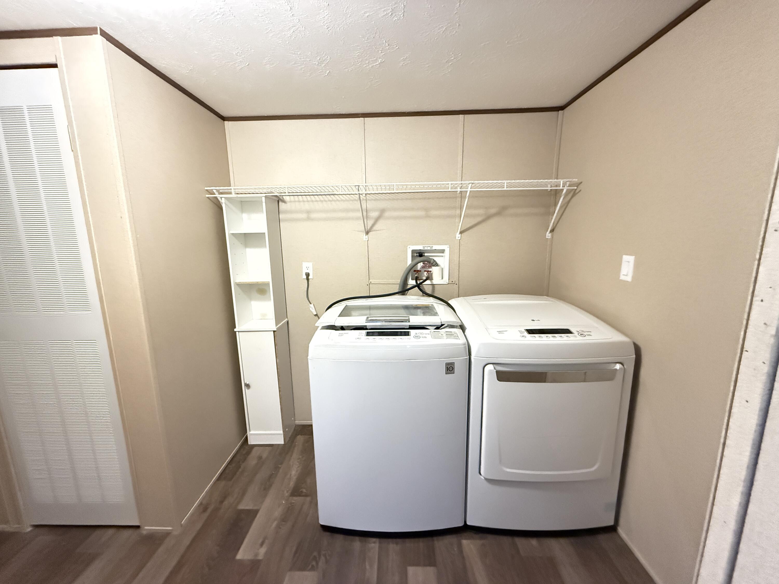 21 Branding Iron Road