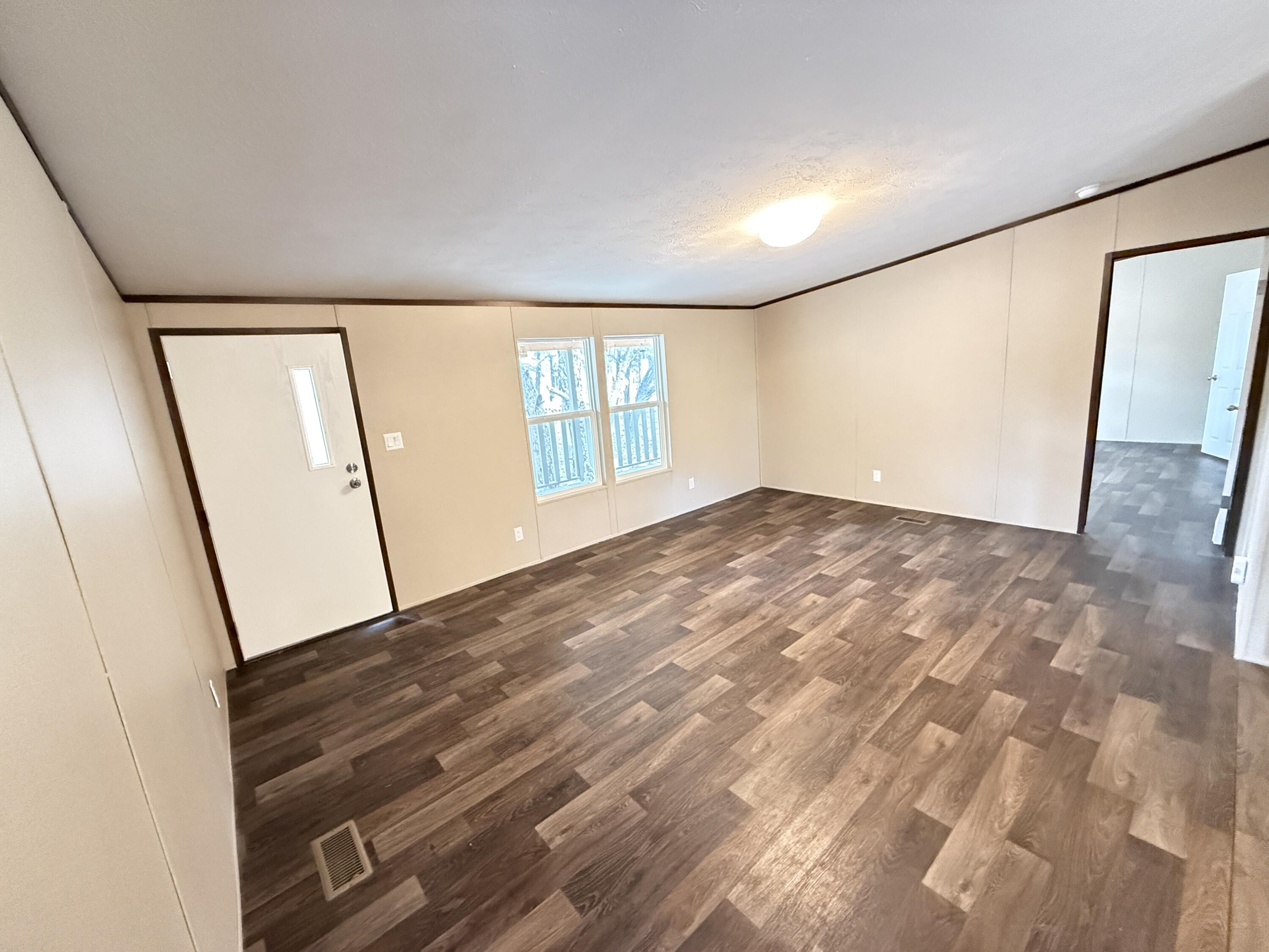 21 Branding Iron Road