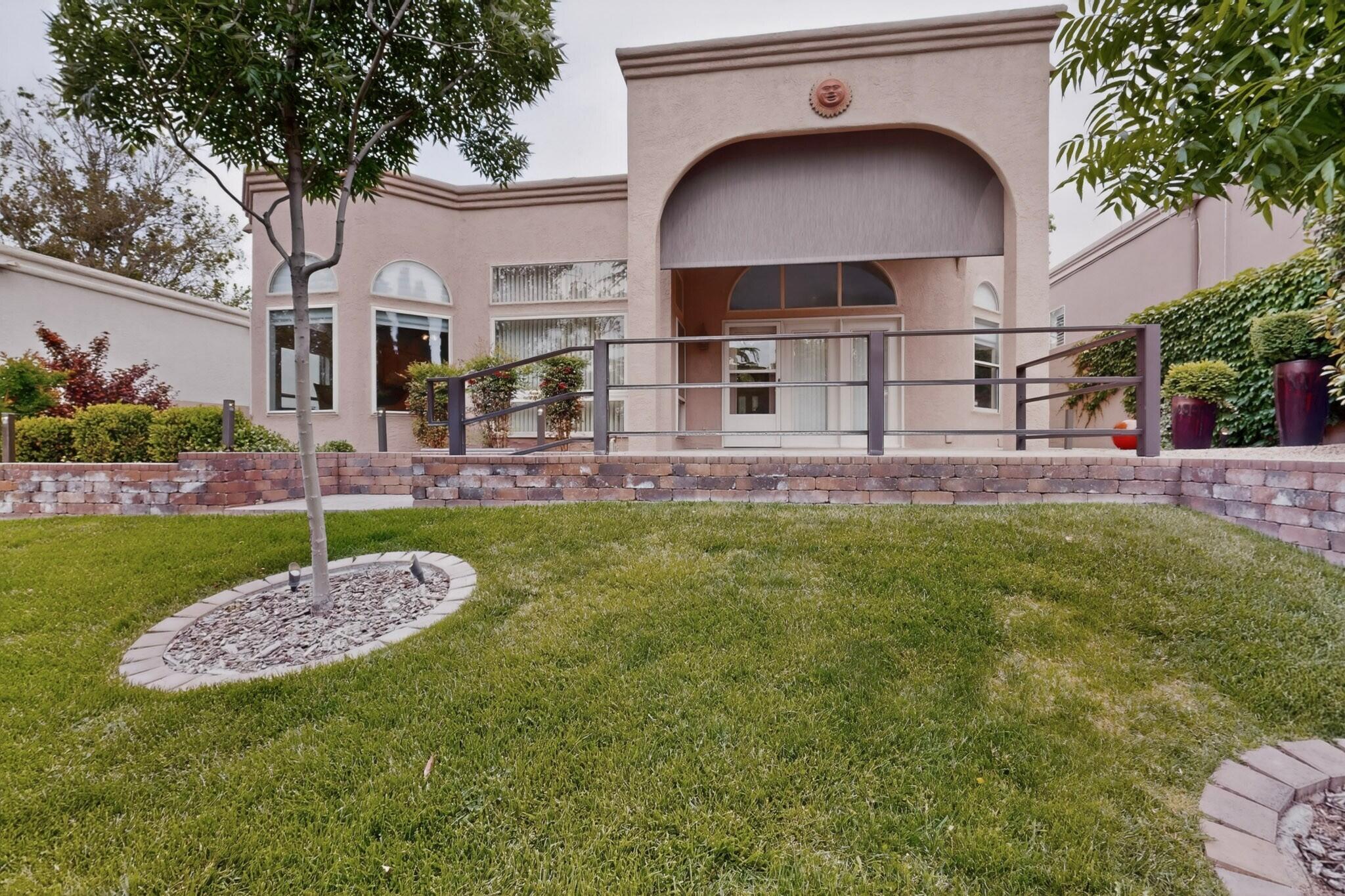 6609 Wentworth Court NE