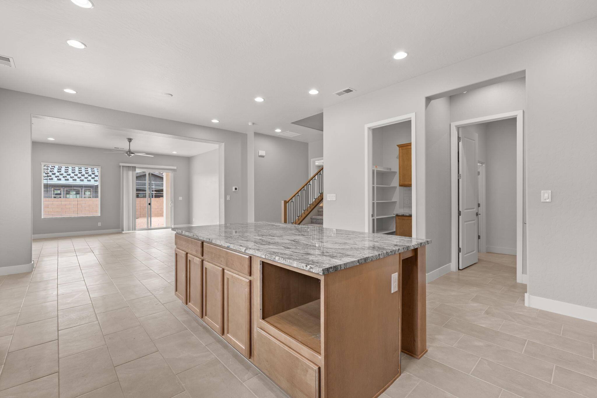 4421 George Loop NE