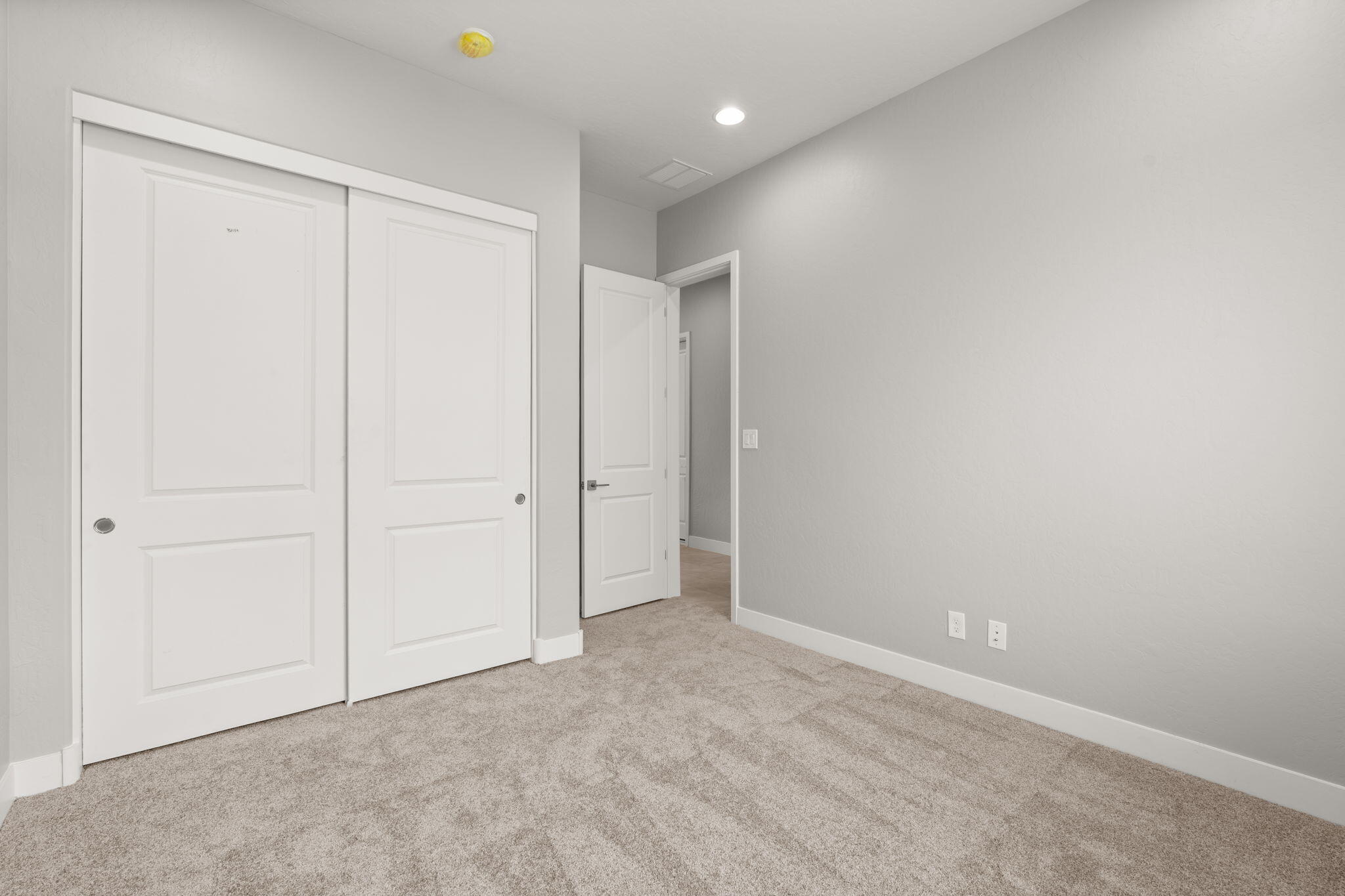 4421 George Loop NE