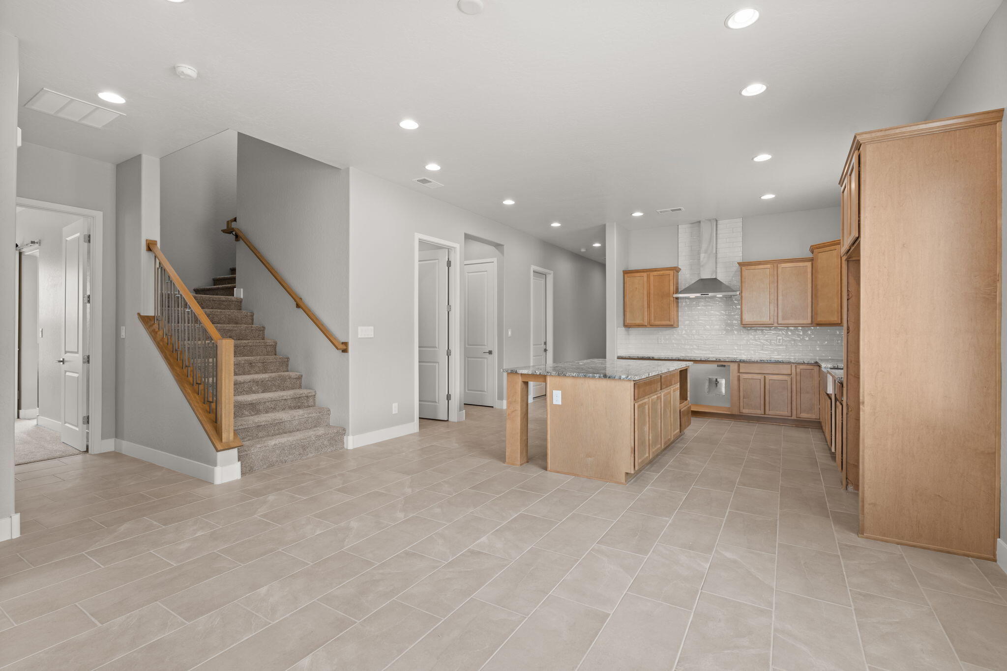 4421 George Loop NE