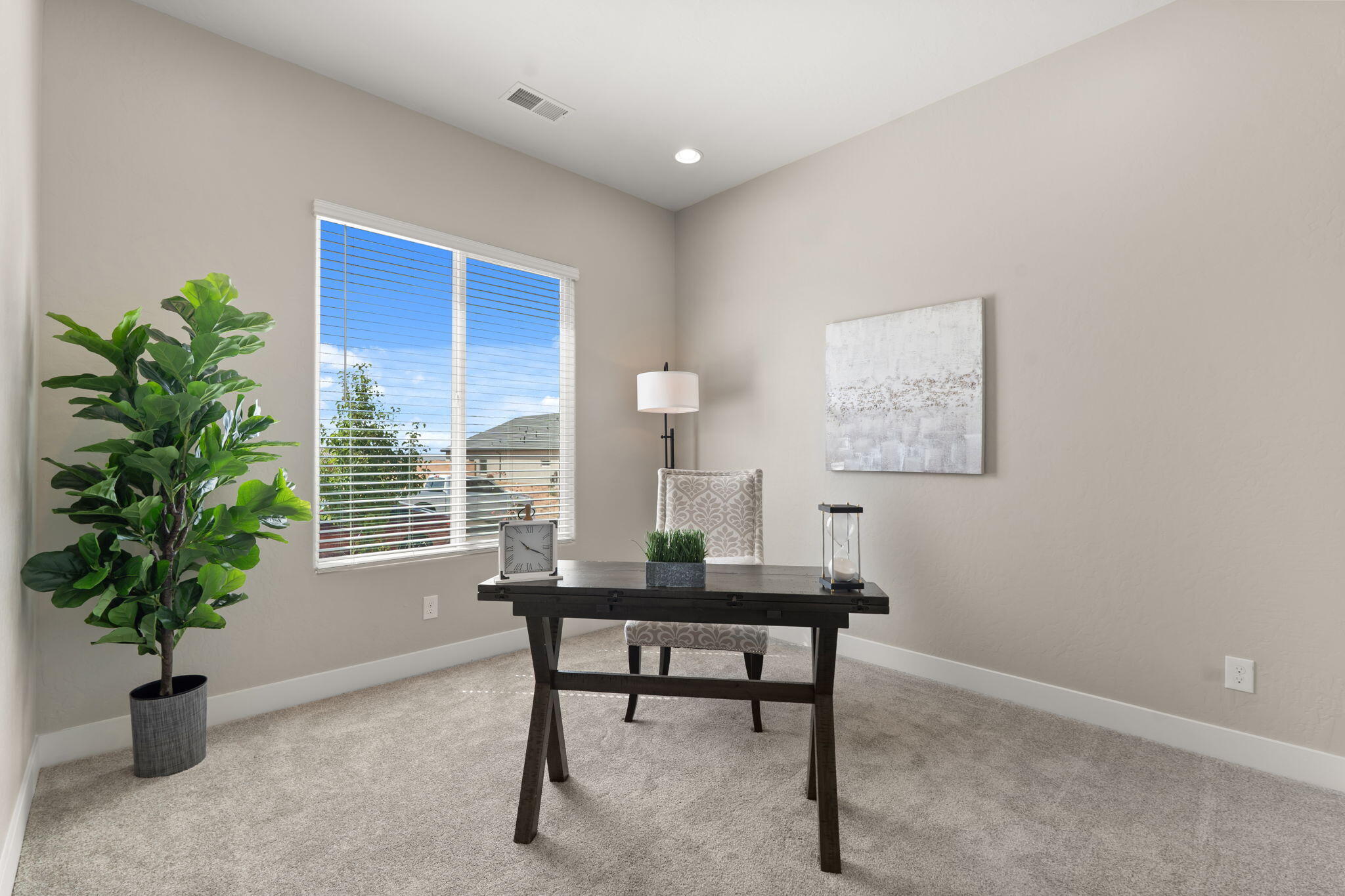 4421 George Loop NE