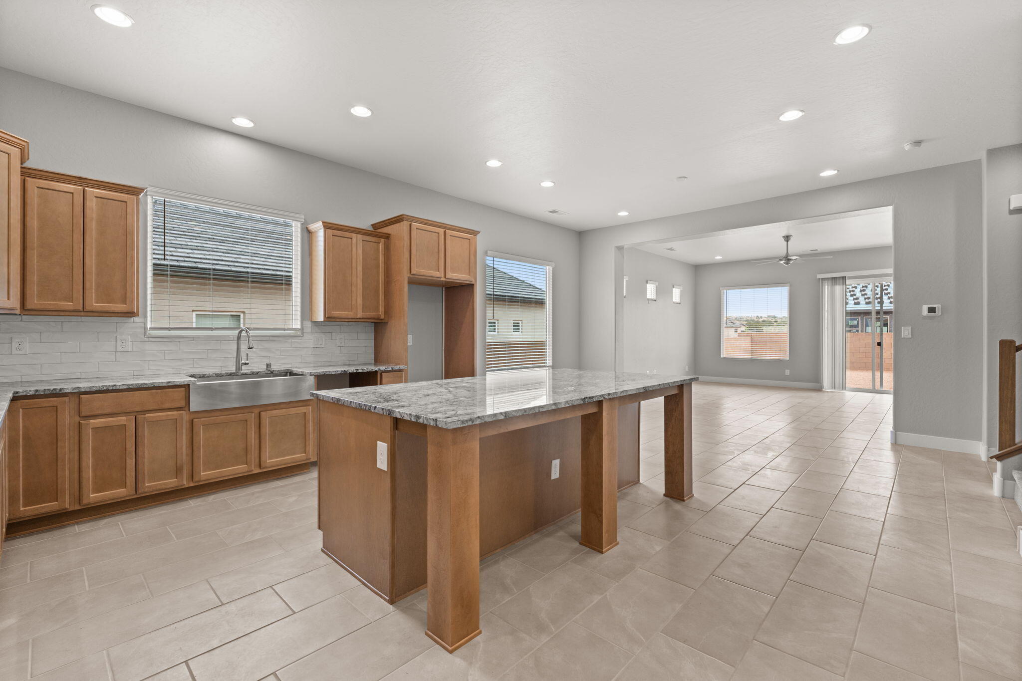 4421 George Loop NE