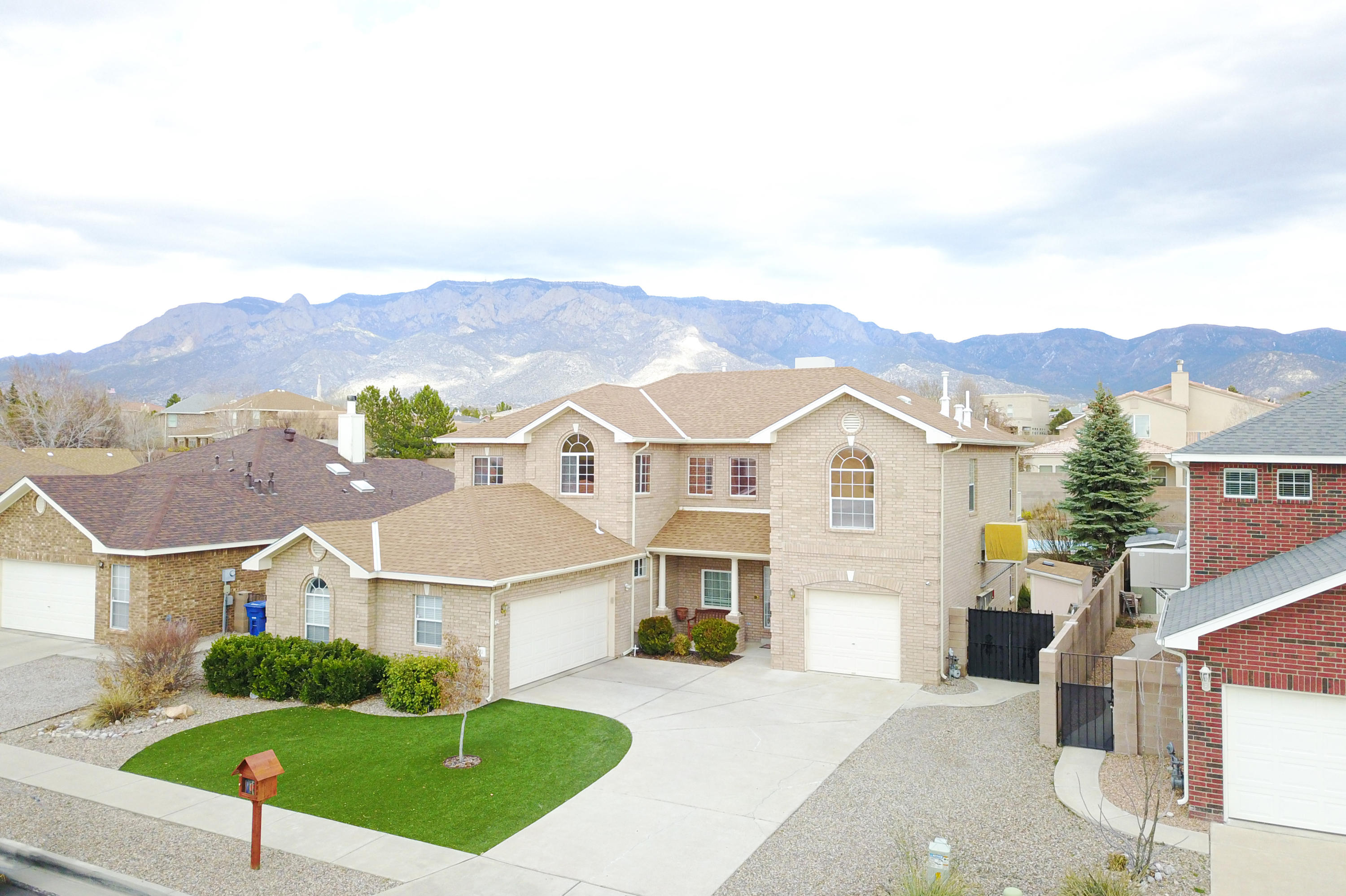 7308 Wadi Musa Drive NE