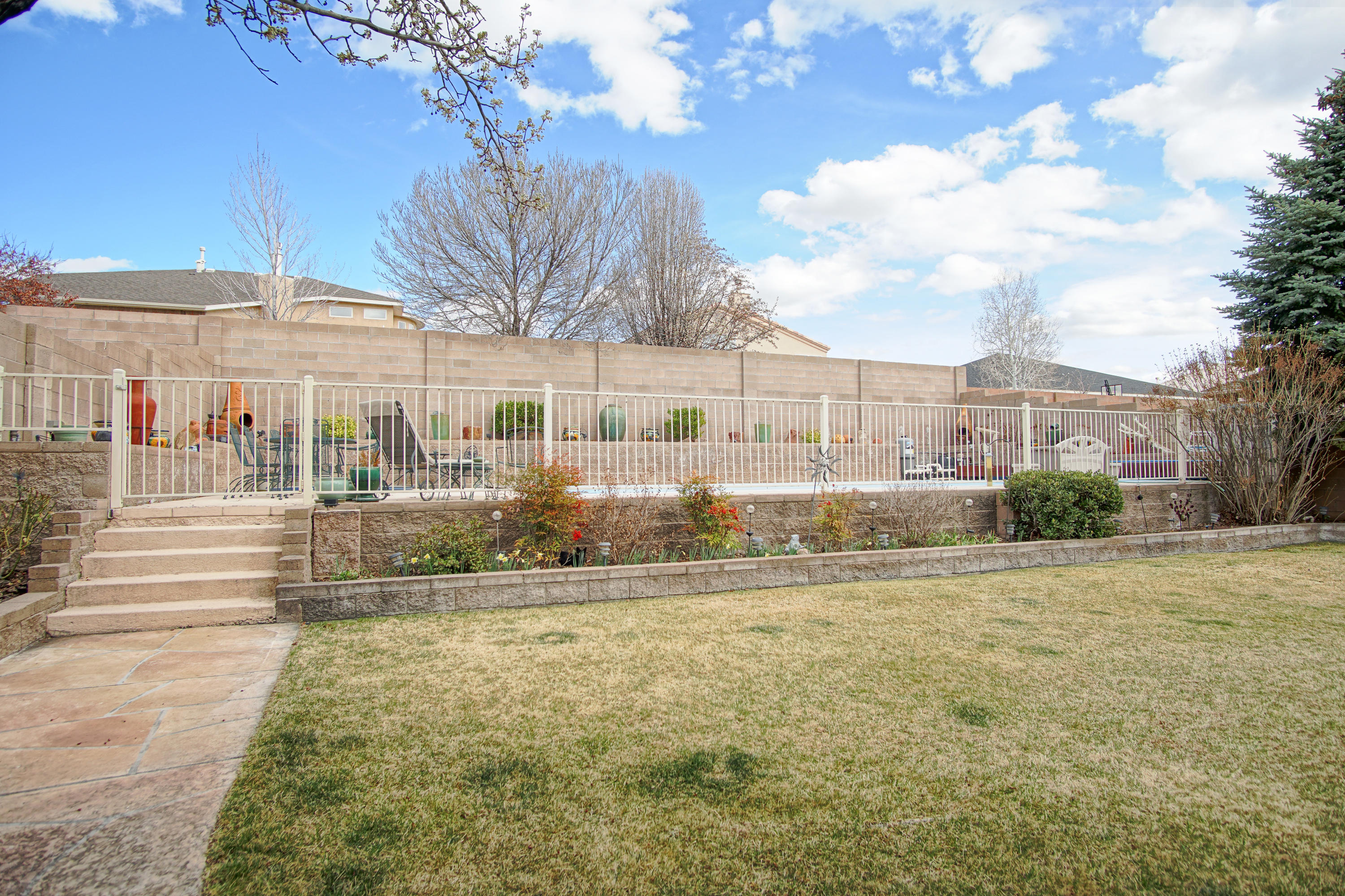 7308 Wadi Musa Drive NE